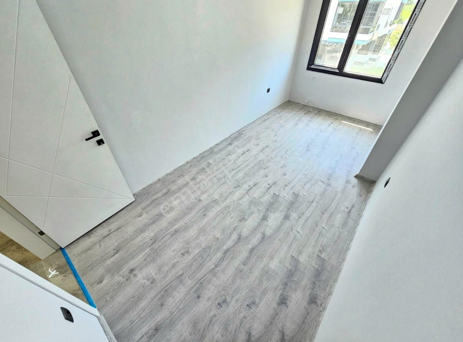 Parla'dan Mükemmel Konumda Ebeveyn Banyolu 2+1 Ayrı Mutfak Daire - Görsel 8