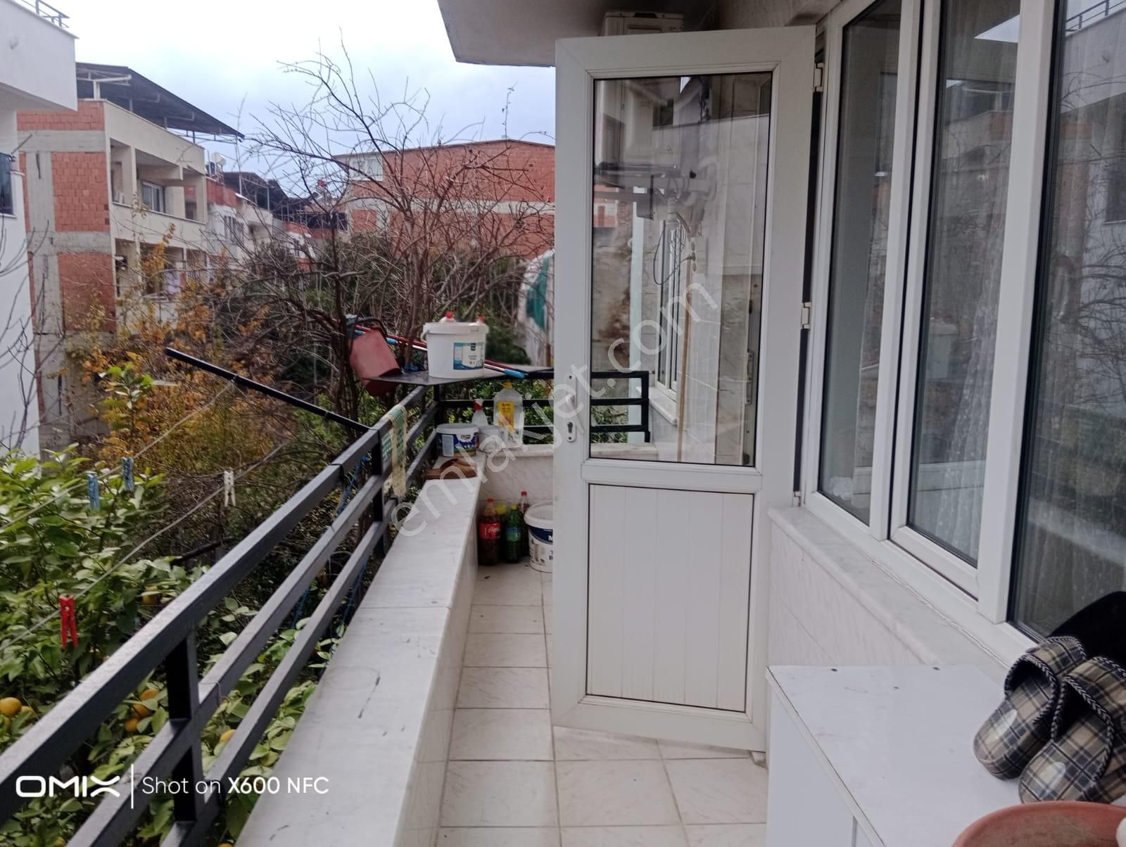 Aydın Nazilli Yeni Mahallede Satılık 3 Katlı Bina