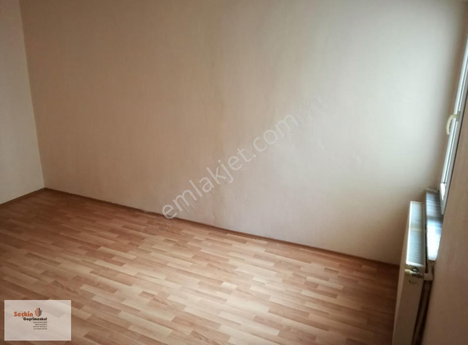 Maltepe Zümrütevlerde 3+1 3 Kat Site İçerisinde 120m2 - Görsel 27