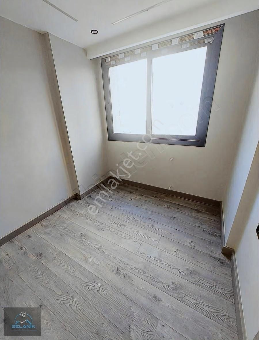 Selanik'ten T.özal Bulv.sosyete Pazarı Civarı 2+1 Sıfır Binada - Görsel 12