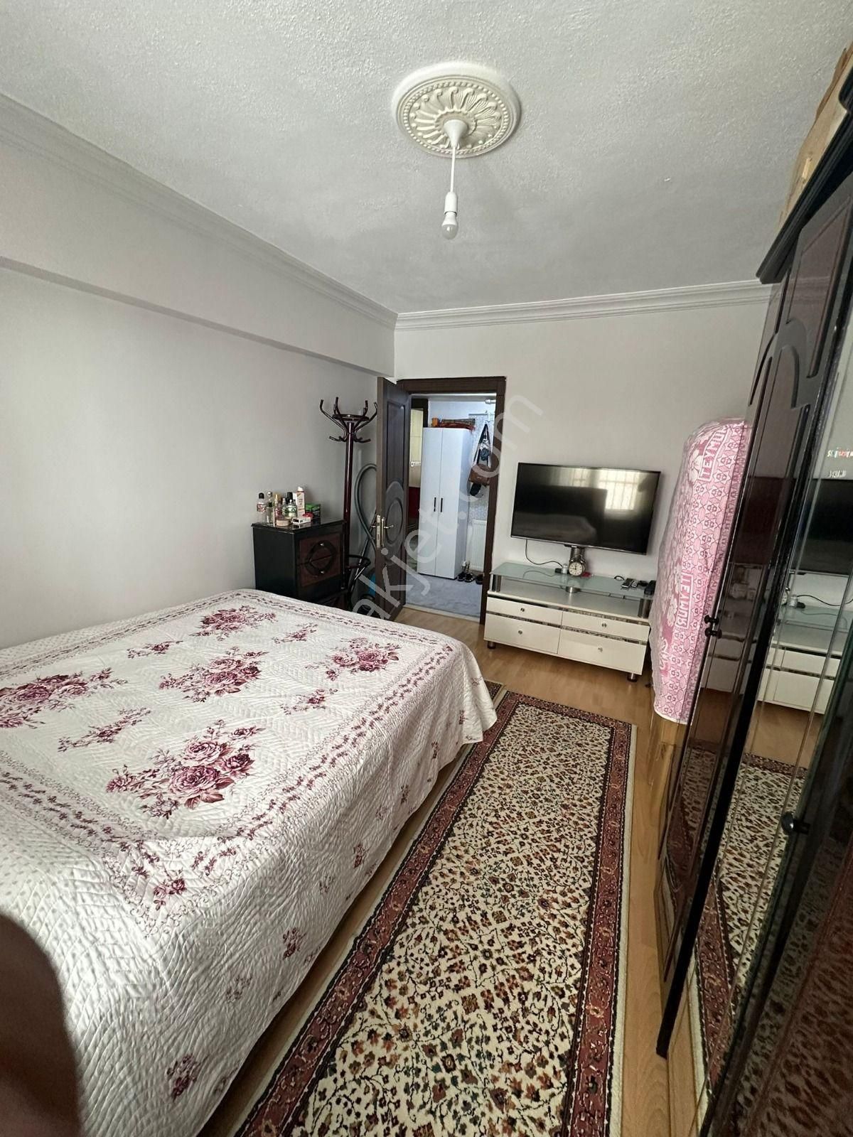 Akşemsettin Mh'de 3+1 110m² Bağımsız Ön Cephe Yapılı Daire - Görsel 9