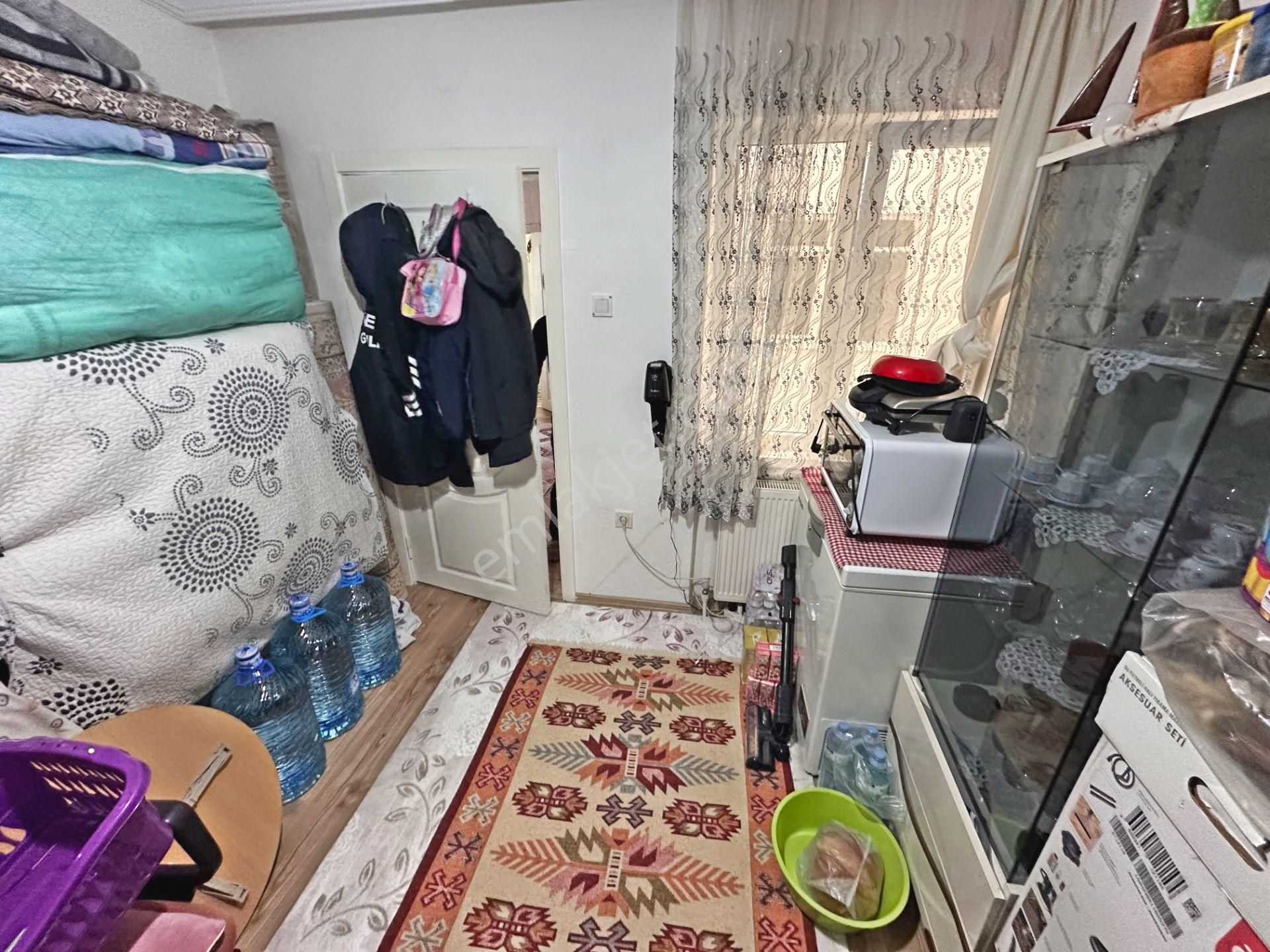 Şafaktepe Mahallesinde Ara Katta 3+1 Satılık Daire - Görsel 9