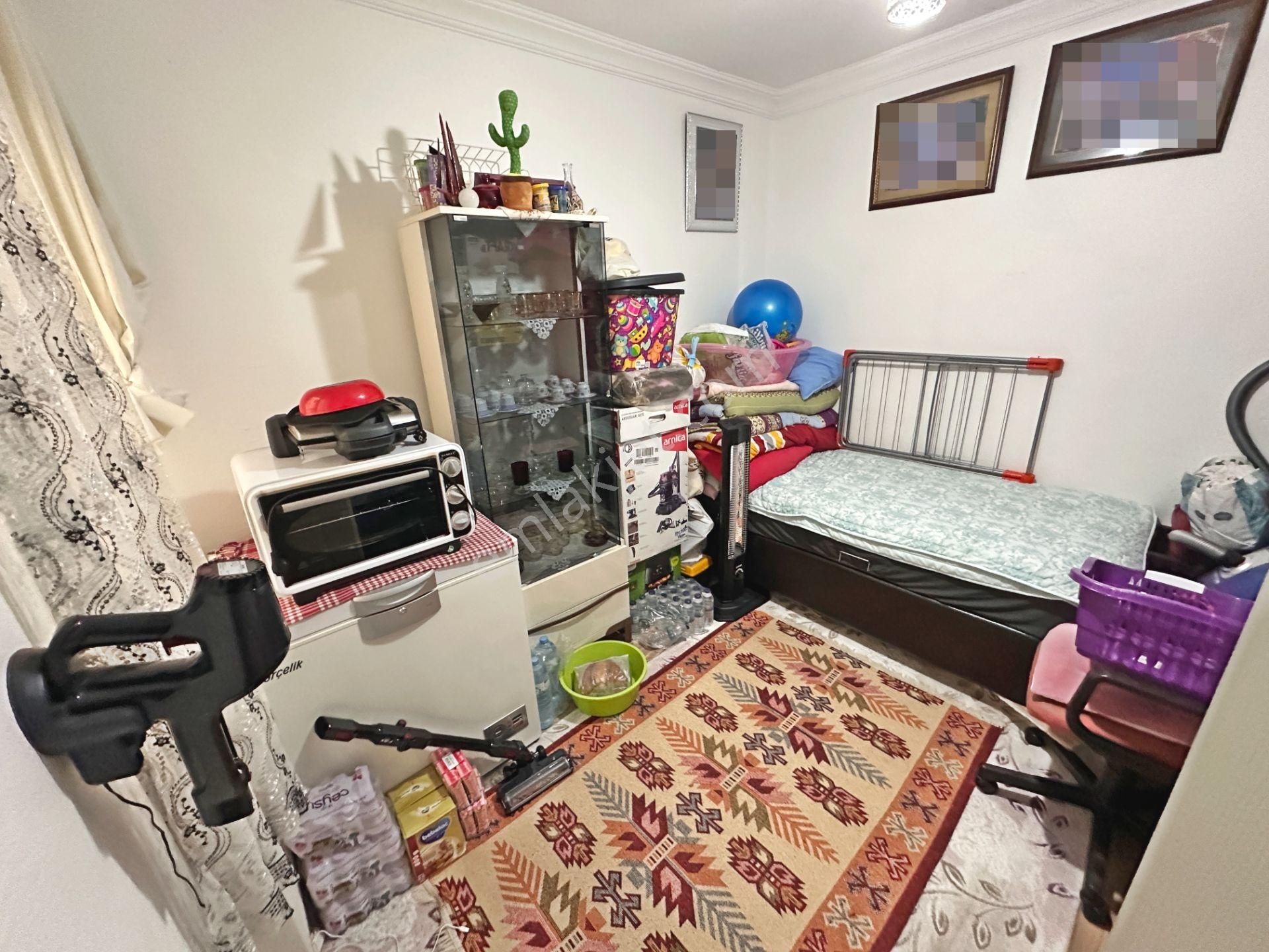 Şafaktepe Mahallesinde Ara Katta 3+1 Satılık Daire - Görsel 7