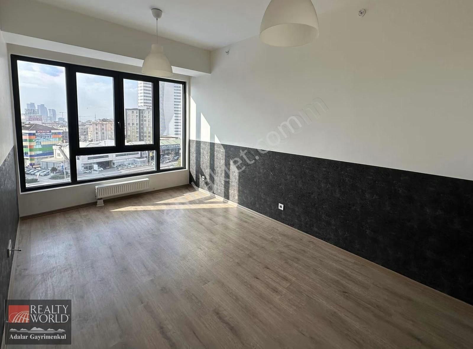 E5 Metro Durağında Ofis-büyük Tip 1+1, 82 M2-propa Vista Kartal - Görsel 8
