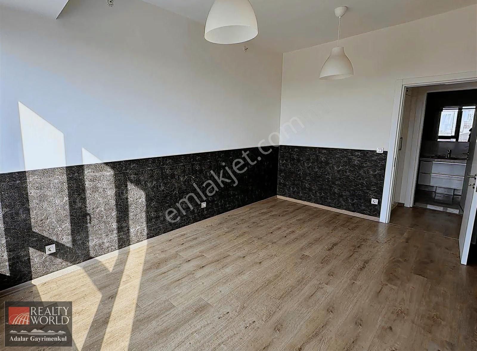 E5 Metro Durağında Ofis-büyük Tip 1+1, 82 M2-propa Vista Kartal - Görsel 9