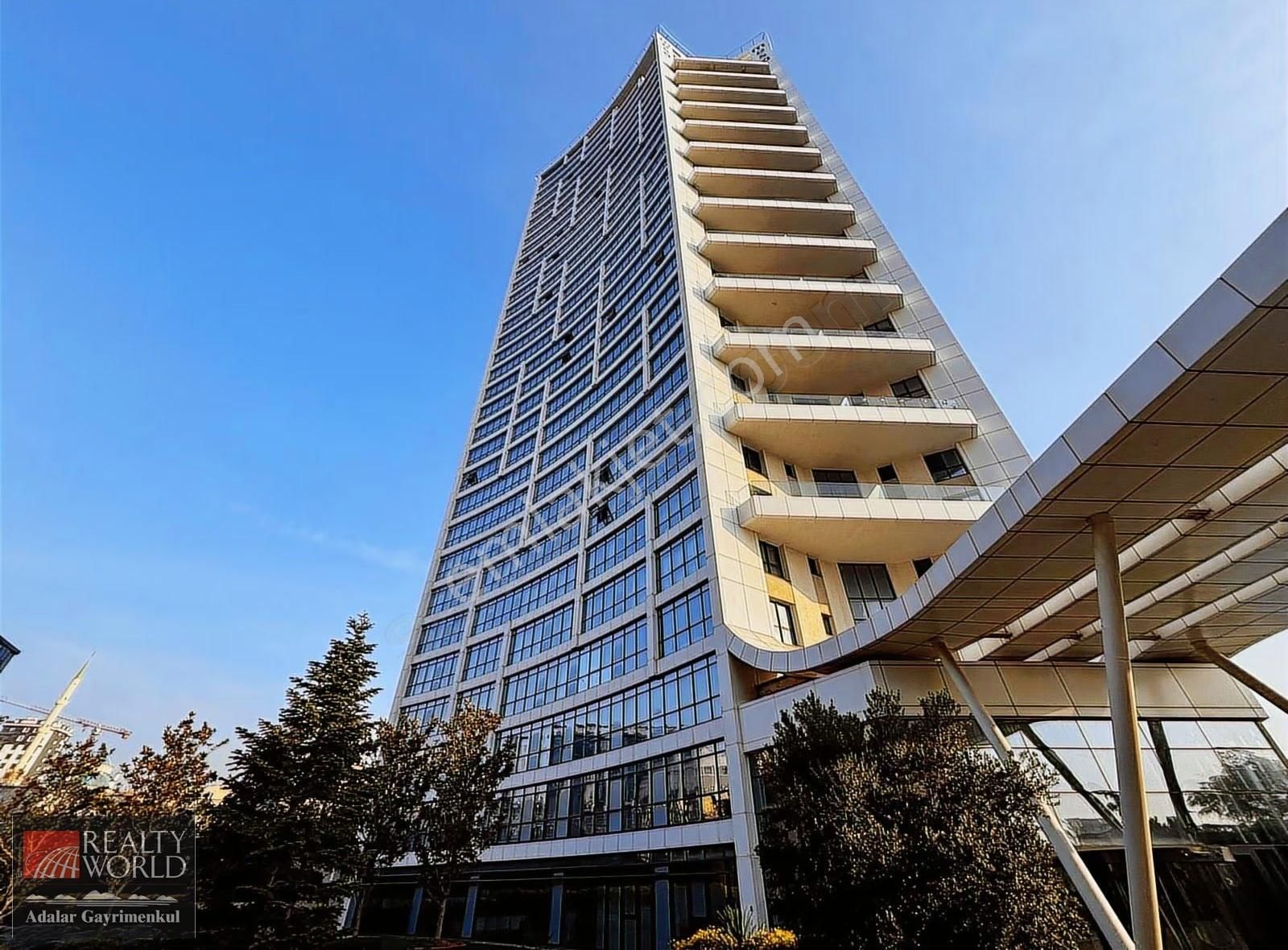 Mesa Kartall Sitesi Peyzaj Manzaralı Kiralık 2+1 Boş Daire