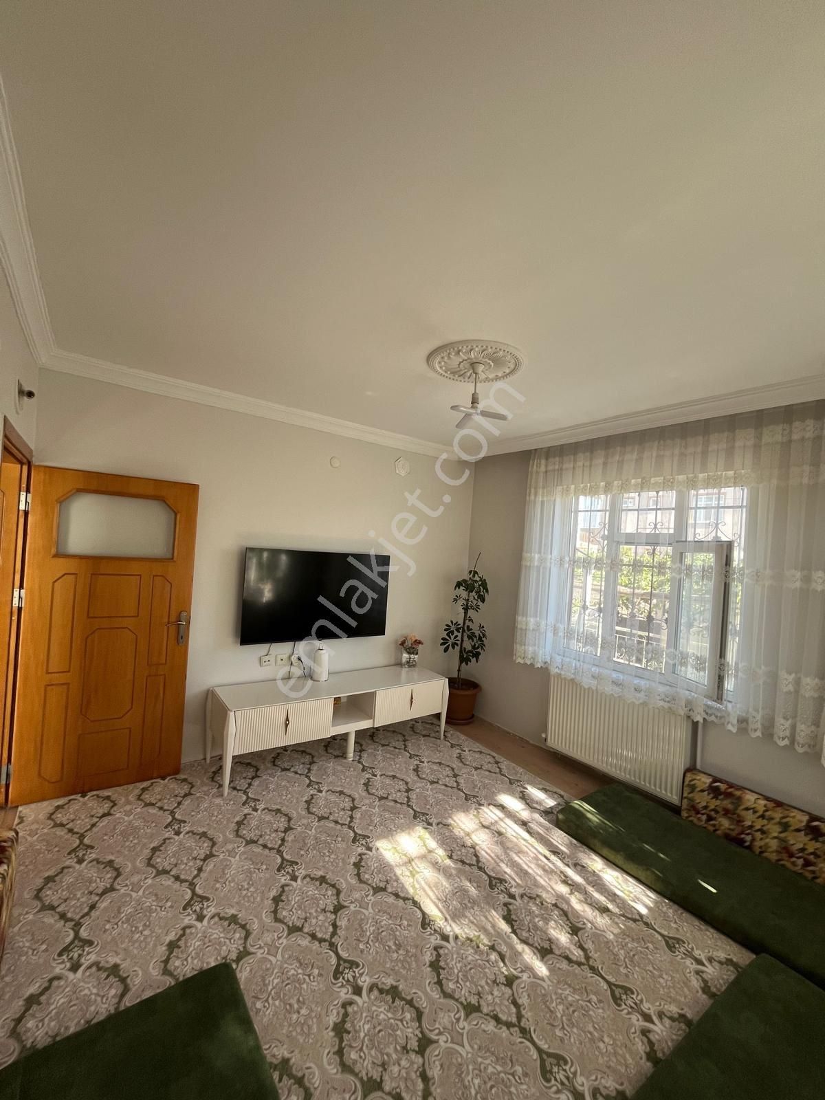 Alakova Mahallesinde Süper Konumda 2 Katlı Müstakil Ev - Görsel 27