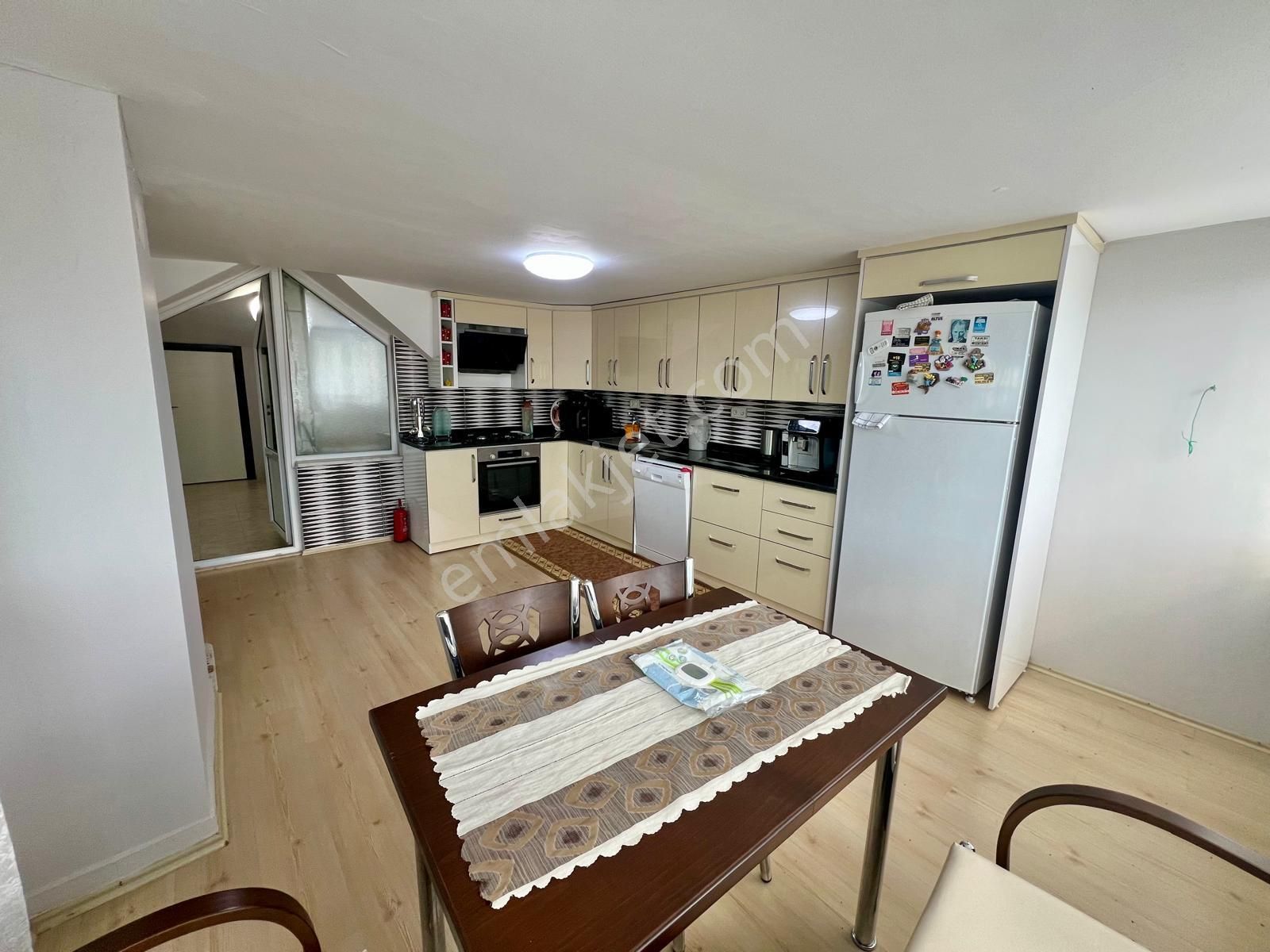 Akçay Aras Emlaktan Altınkumda Denize 250 M.2+1 Dubleks Daire - Görsel 4