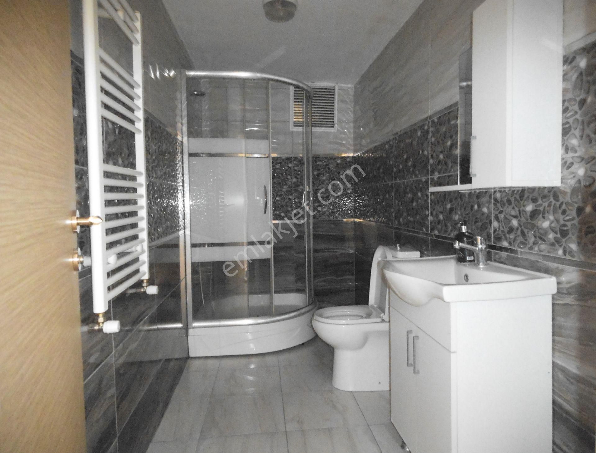 Metro Ve Çocuk Hastanesi Yakını, Merkezi Lokasyonda Kiralık 3+1 - Görsel 8