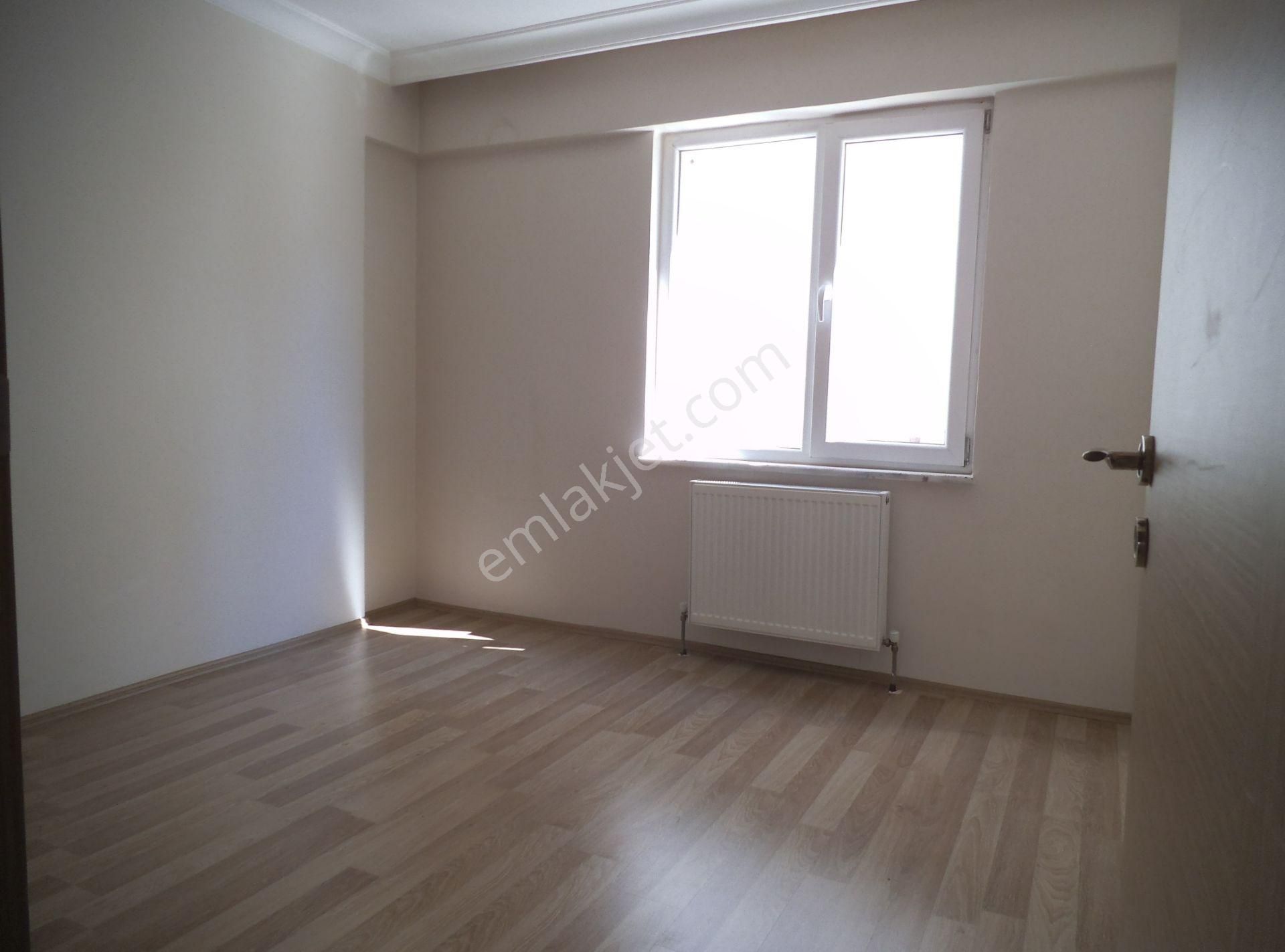 Metro Ve Çocuk Hastanesi Yakını, Merkezi Lokasyonda Kiralık 3+1 - Görsel 13