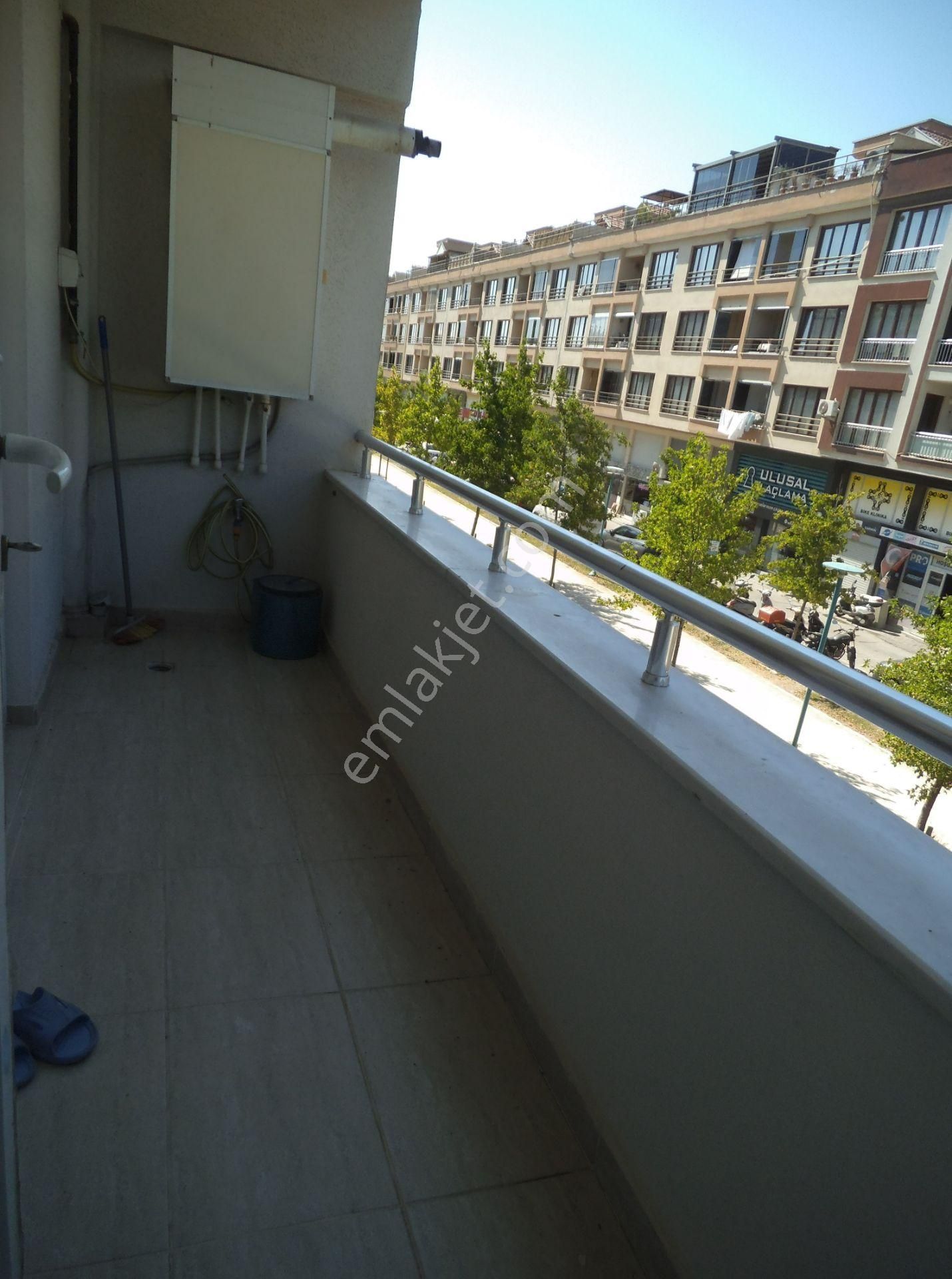 Metro Ve Çocuk Hastanesi Yakını, Merkezi Lokasyonda Kiralık 3+1 - Görsel 5