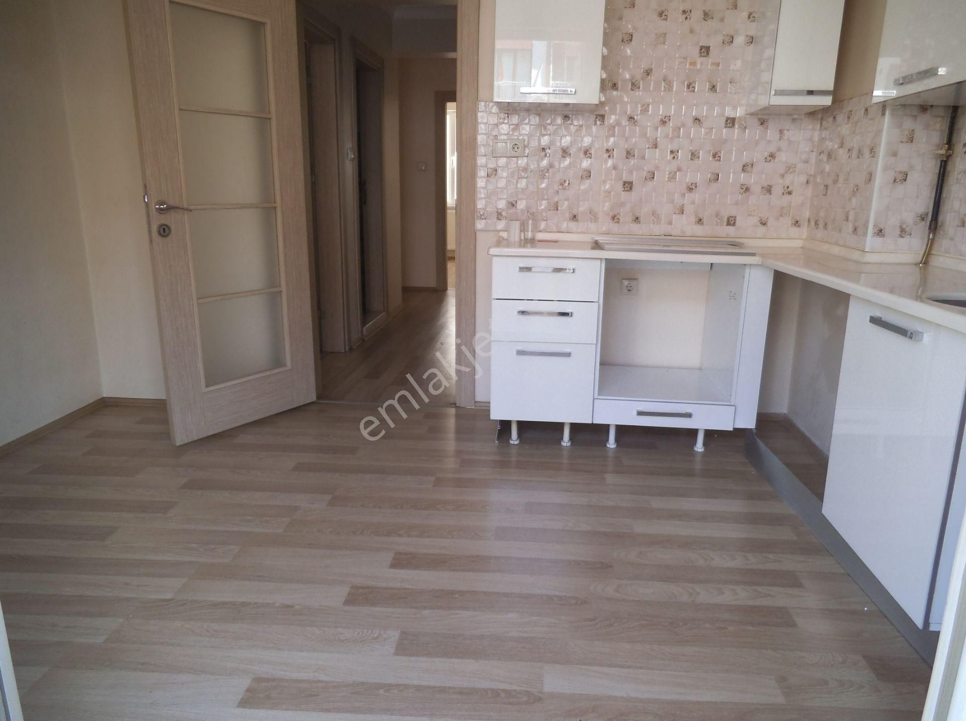 Metro Ve Çocuk Hastanesi Yakını, Merkezi Lokasyonda Kiralık 3+1 - Görsel 21