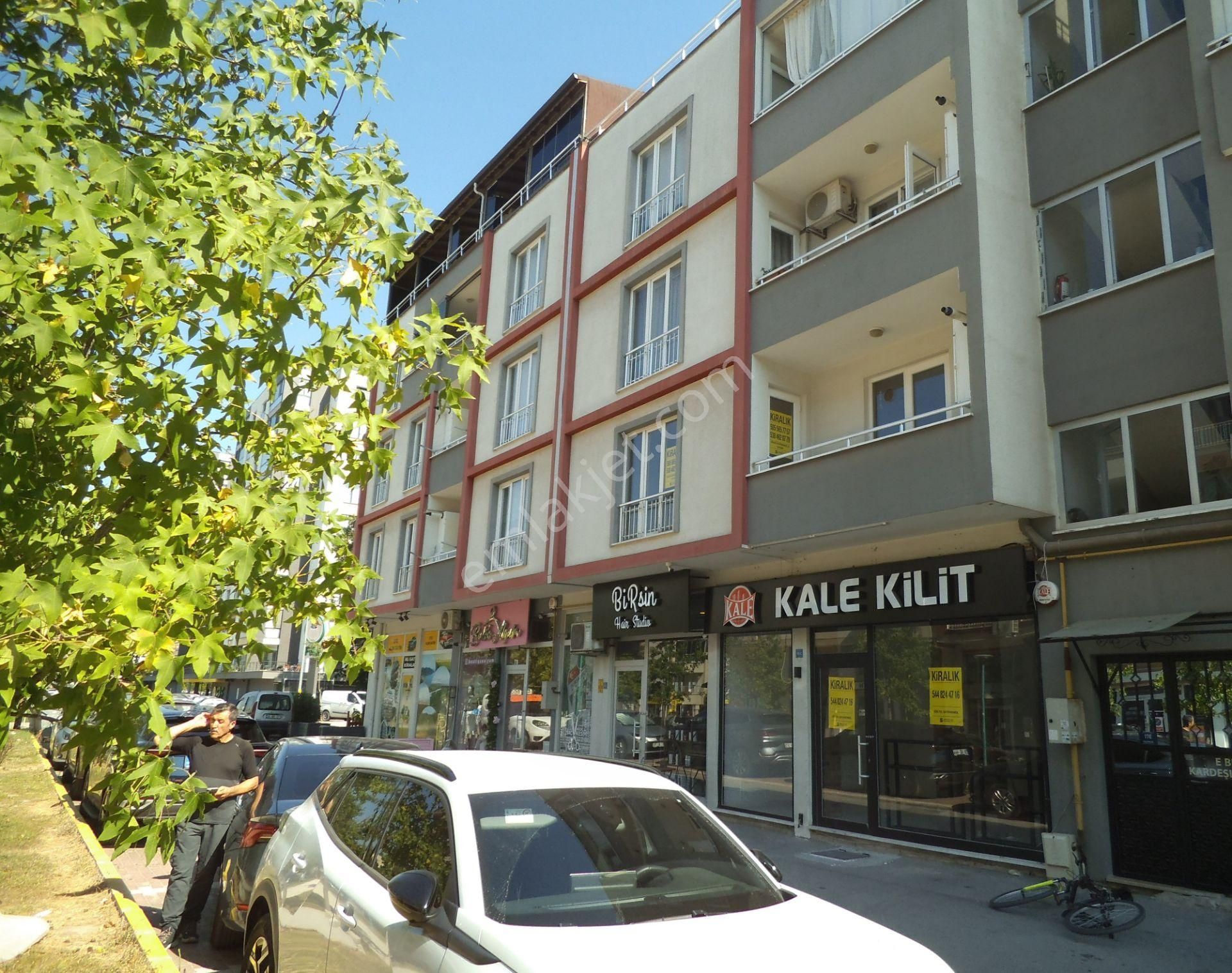 Metro Ve Çocuk Hastanesi Yakını, Merkezi Lokasyonda Kiralık 3+1 - Görsel 24