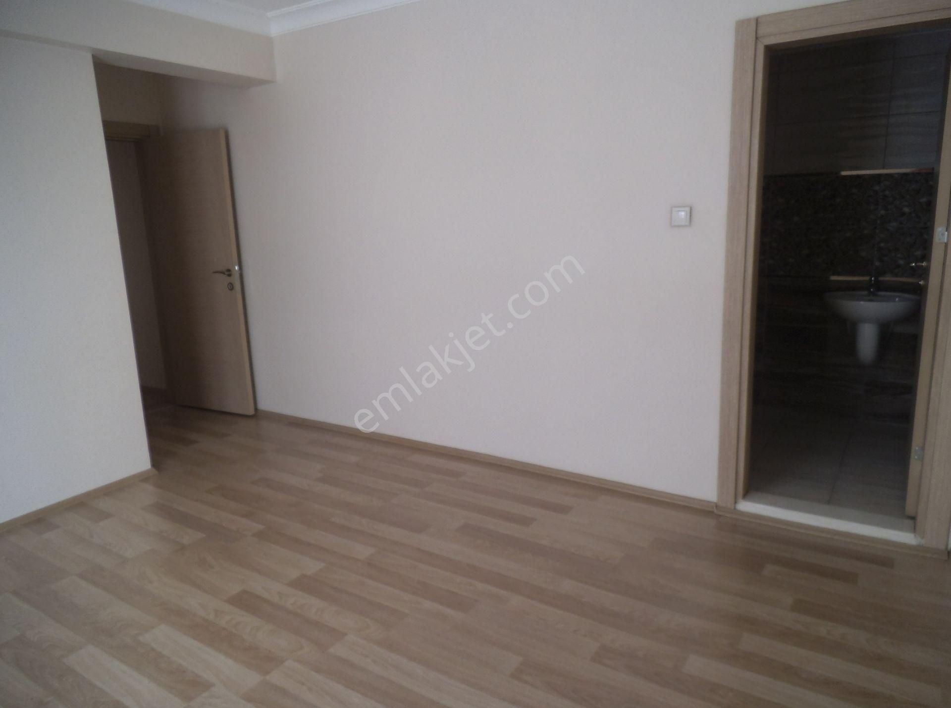 Metro Ve Çocuk Hastanesi Yakını, Merkezi Lokasyonda Kiralık 3+1 - Görsel 18