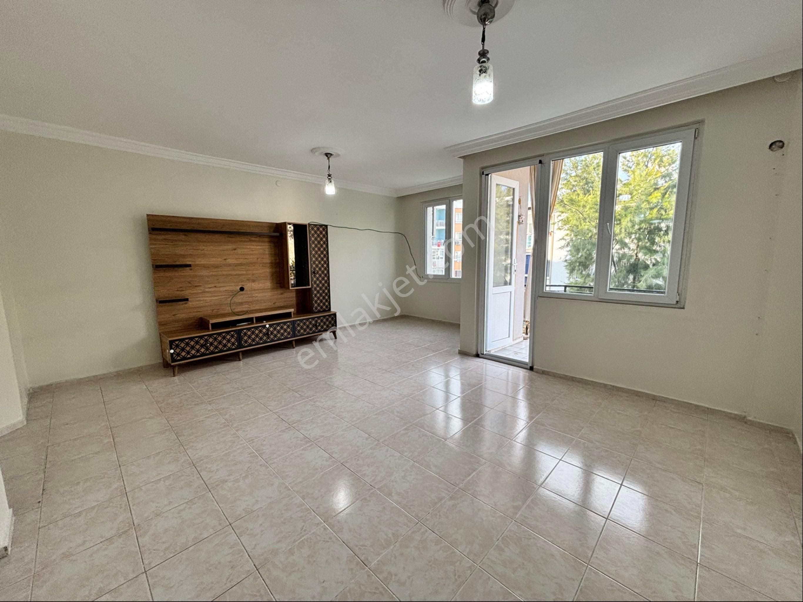 İki Çeşmelikte Merkezi Konumda 2+1 Kapalı Mutfak Daire - Görsel 3