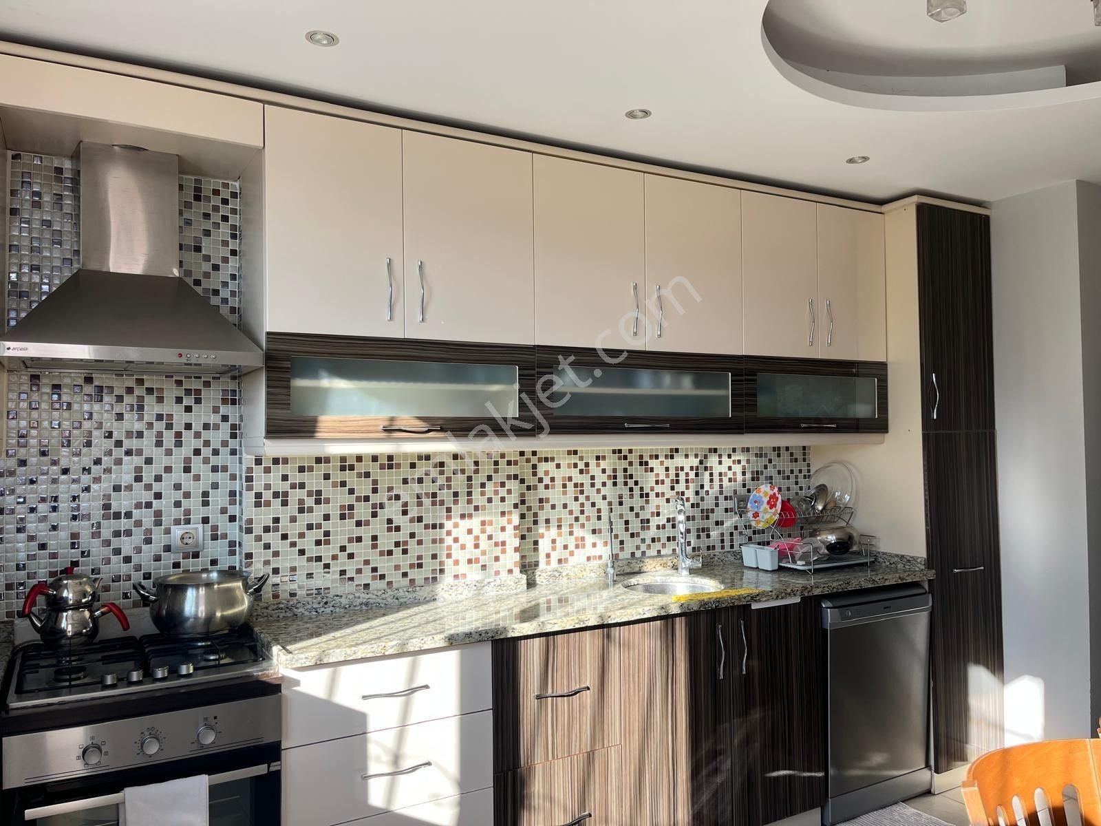 Güzelyalı Sosyete Pazarı Civarında Ultra Lüks Doğalgazlı Geniş Daire 3+1+kiler !!! - Görsel 23