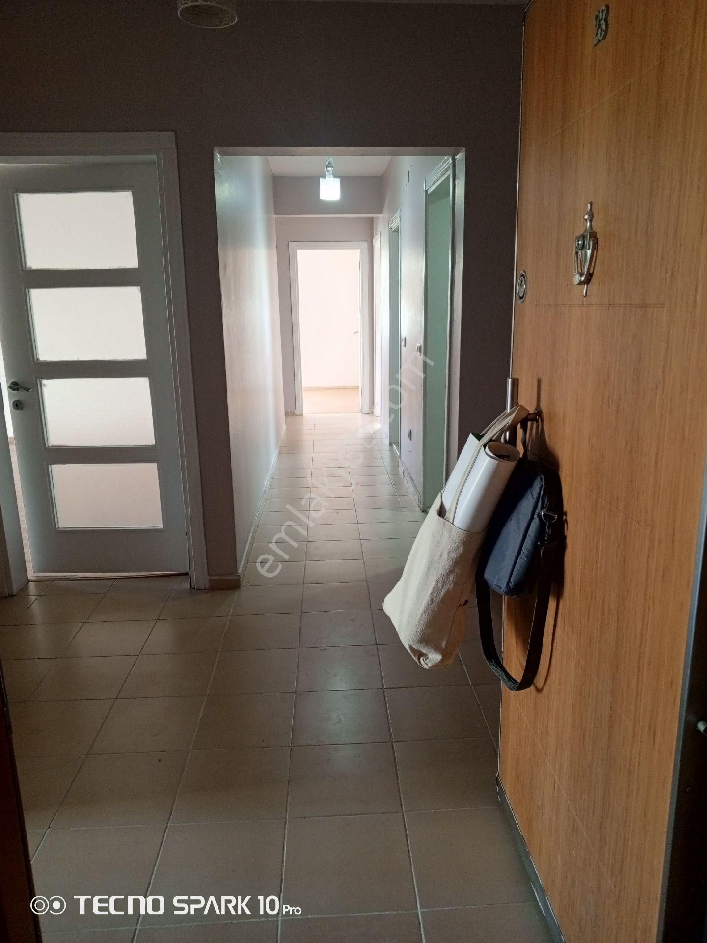 Yuva Emlaktan Kayaşehir 21. Bölgede Kiralık 138m2 3+1 Daire - Görsel 18