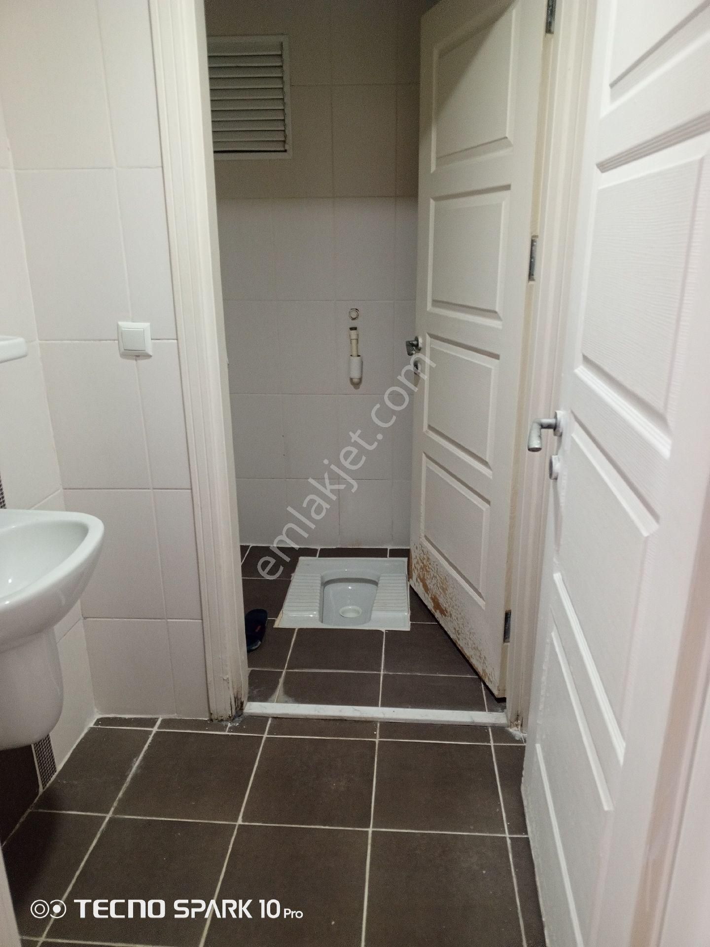Yuva Emlaktan Kayaşehir 21. Bölgede Kiralık 138m2 3+1 Daire - Görsel 14