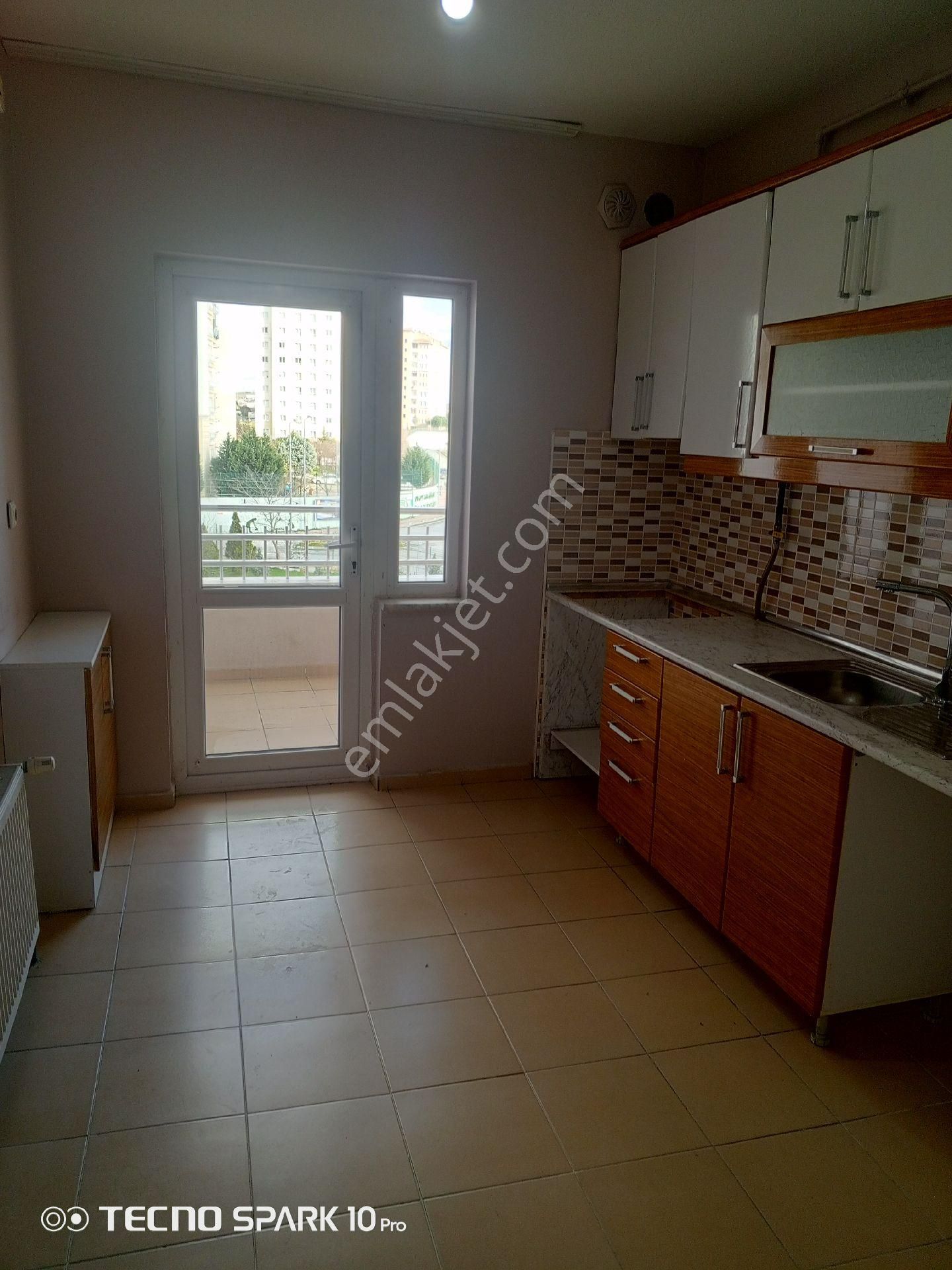 Yuva Emlaktan Kayaşehir 21. Bölgede Kiralık 138m2 3+1 Daire - Görsel 5