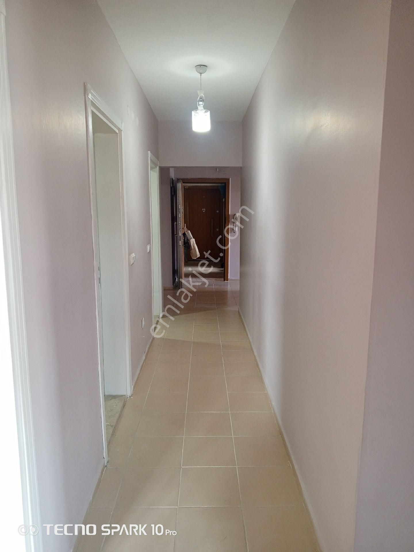Yuva Emlaktan Kayaşehir 21. Bölgede Kiralık 138m2 3+1 Daire - Görsel 7