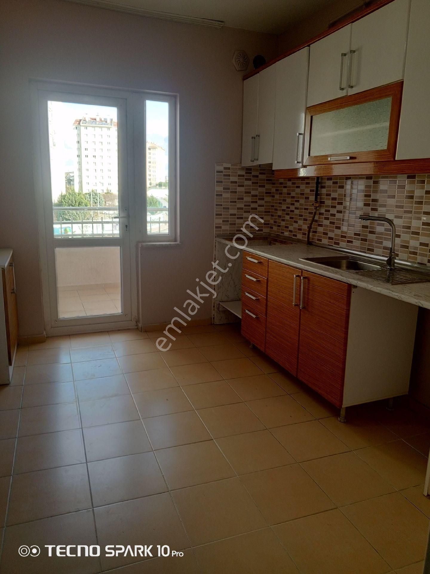 Yuva Emlaktan Kayaşehir 21. Bölgede Kiralık 138m2 3+1 Daire - Görsel 17