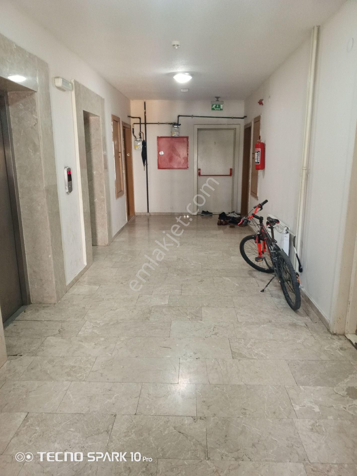 Yuva Emlaktan Kayaşehir 21. Bölgede Kiralık 138m2 3+1 Daire - Görsel 20