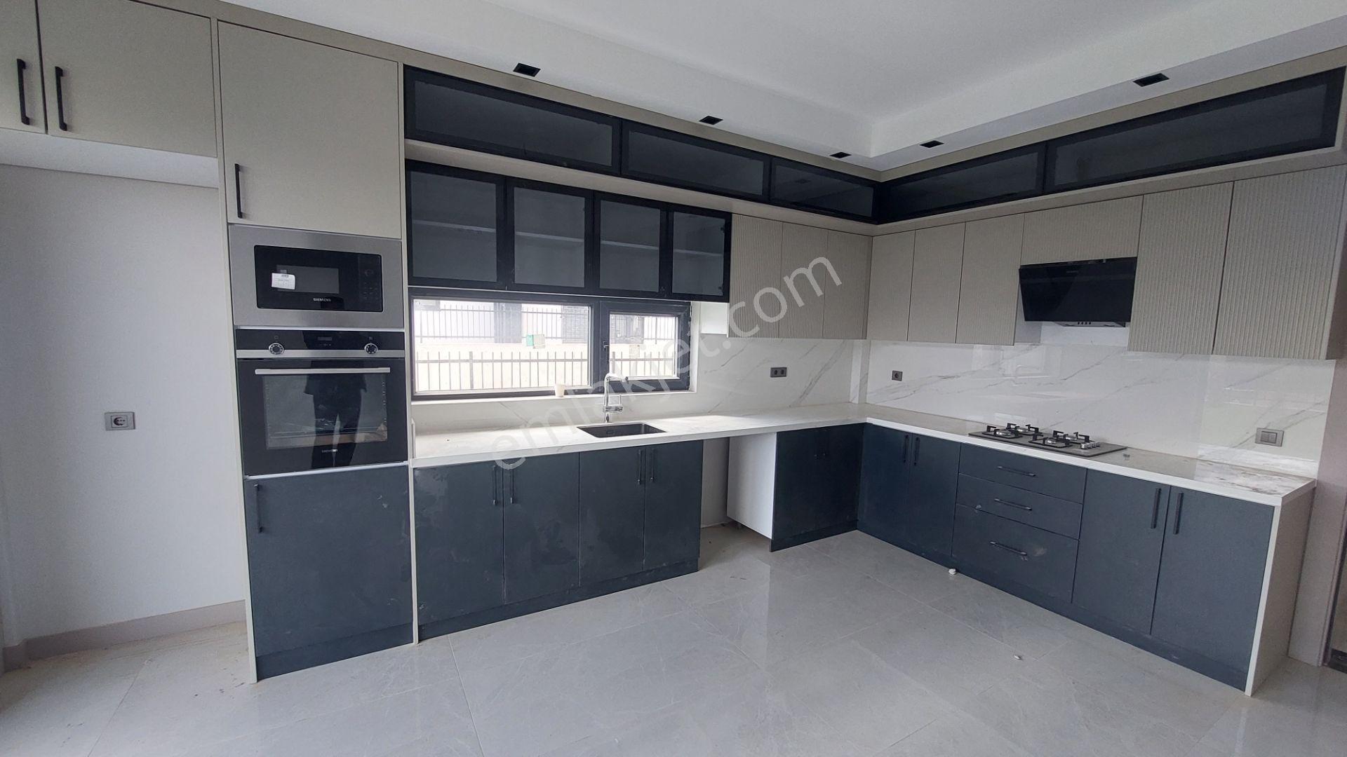 Mogan Gölüne Çok Yakın Sıfır Full Yapılı Oturuma Hazır Villa - Görsel 17
