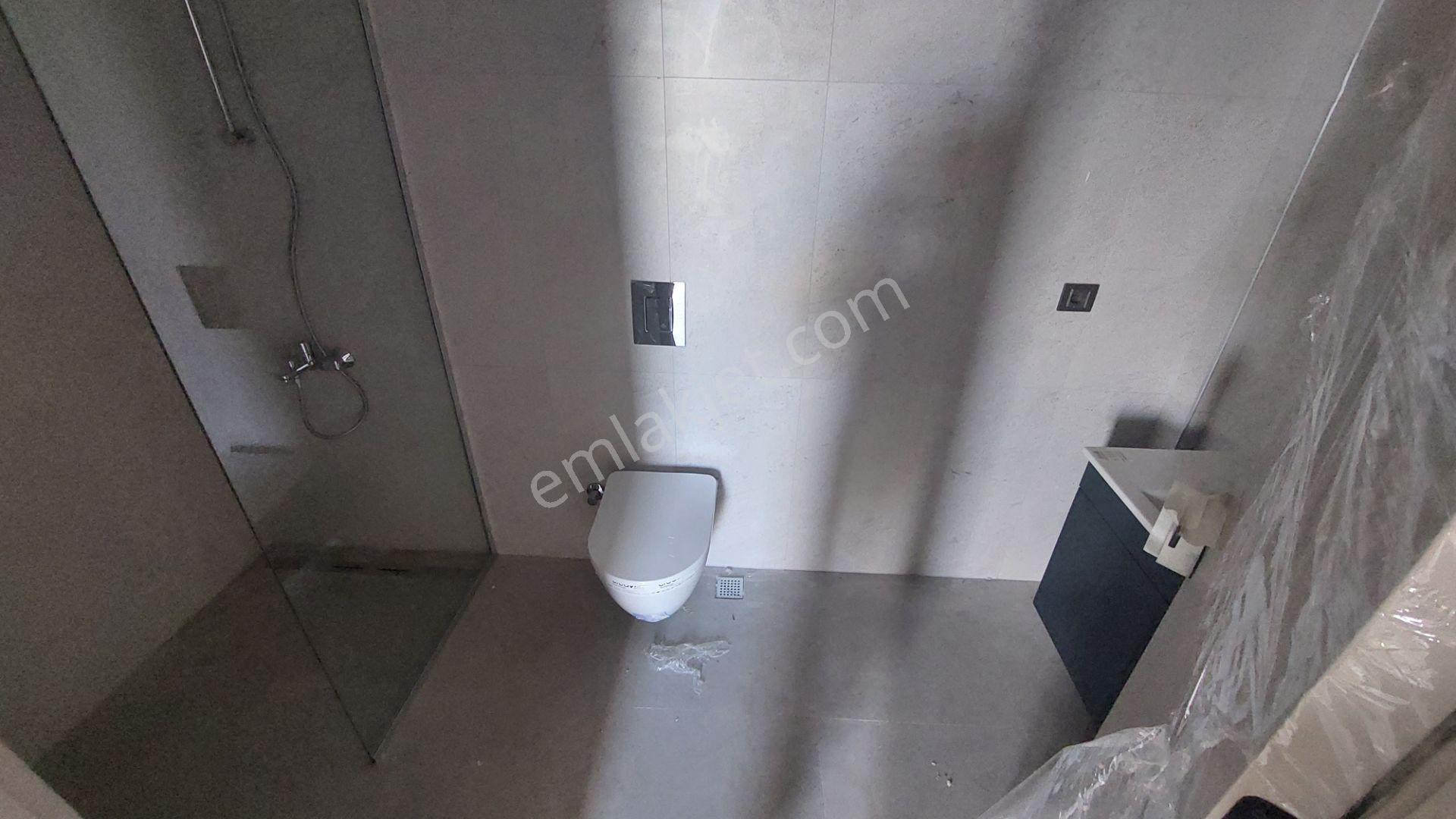 Mogan Gölüne Çok Yakın Sıfır Full Yapılı Oturuma Hazır Villa - Görsel 30