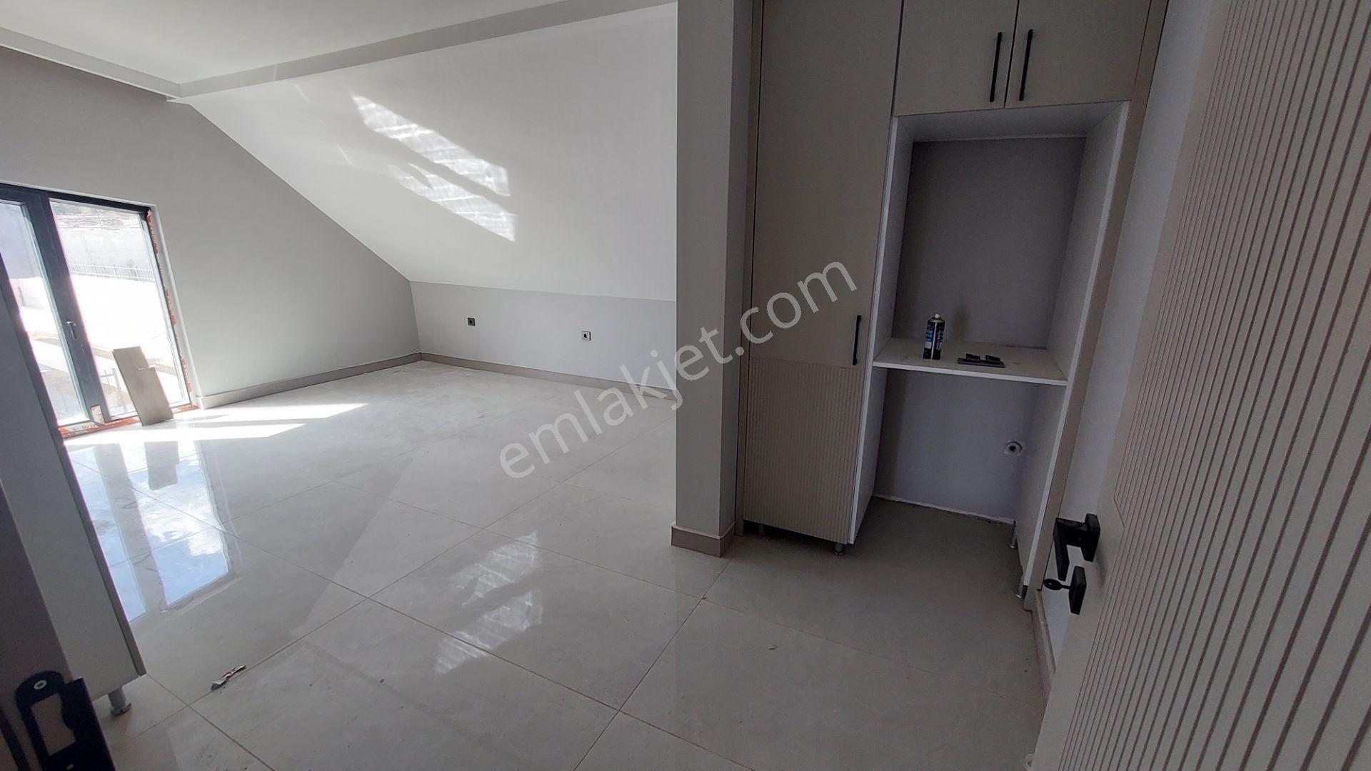 Mogan Gölüne Çok Yakın Sıfır Full Yapılı Oturuma Hazır Villa - Görsel 4