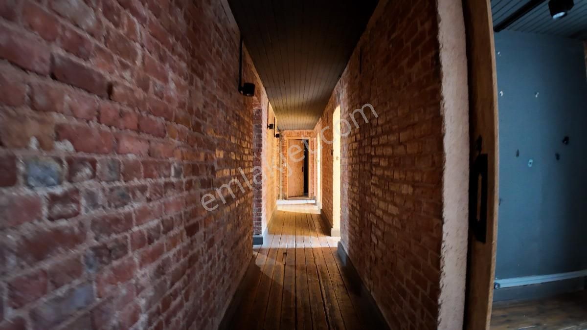 İstiklal Caddesi Üzerinde Yüksek Tavanlı 4.kat Ofis - Görsel 31