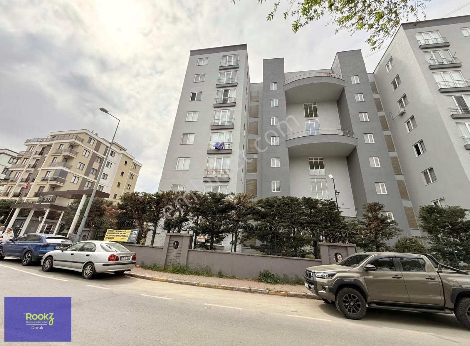 Rookzdoruk'tan Metroya Şehir Merkezine 2 Dk Havuzlu Site İçi 2+1 - Görsel 5