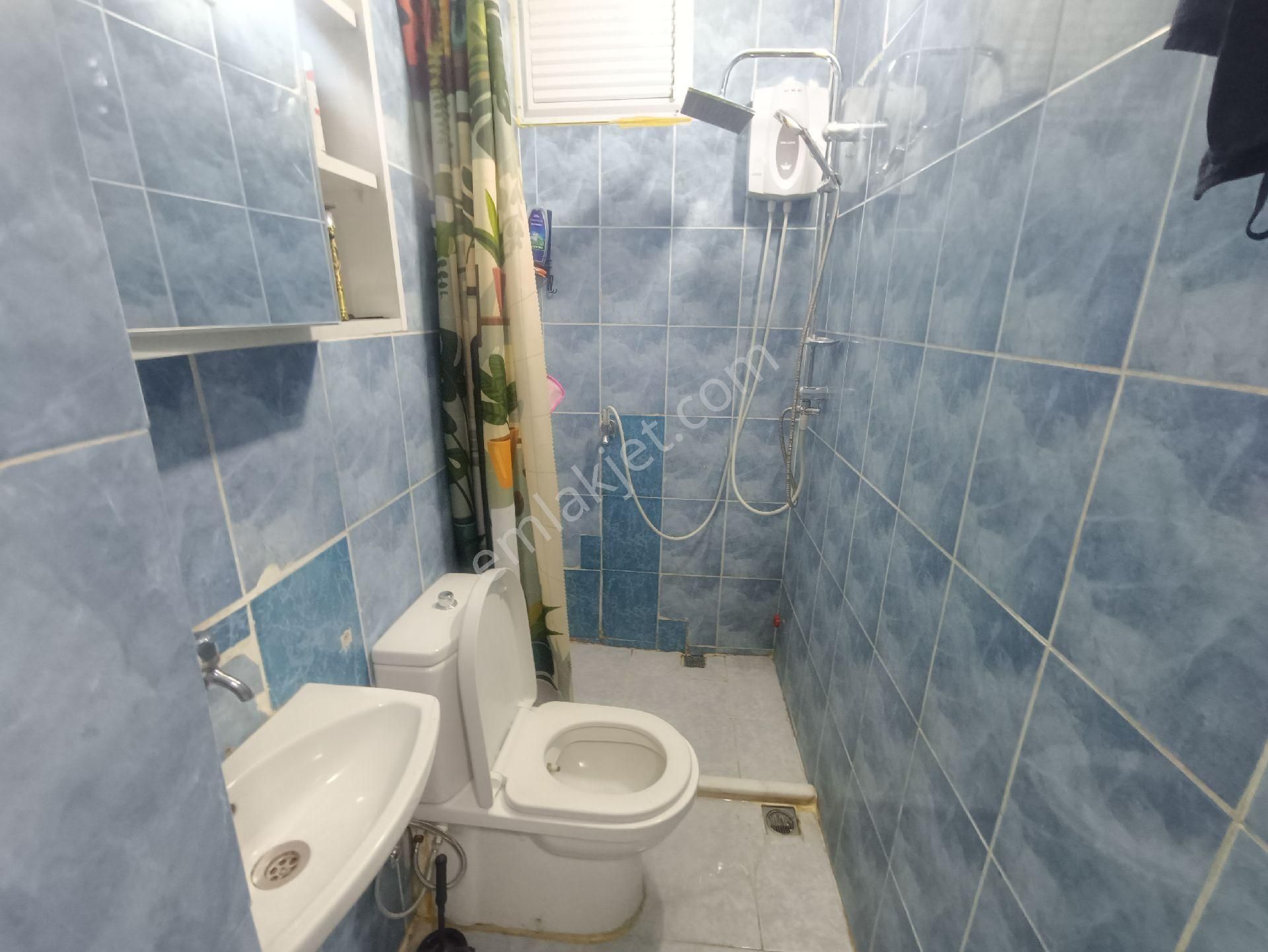 Balçova Belediyesi Yakını 65 M² Memur Kiracılı Satılık - Görsel 3