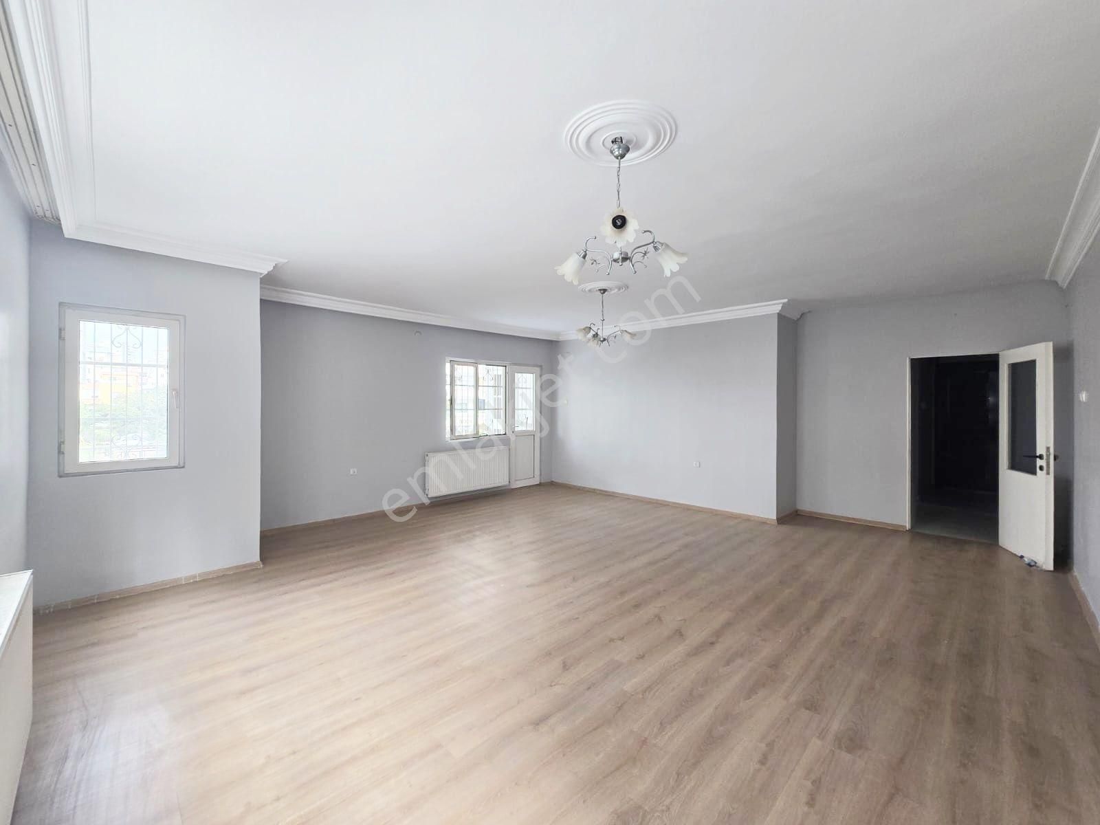 Mafesığmaz Adnan Kahveci Bul. Üzeri İş Yerine Uygun Teraslı 4+1 Doğalgaz Kombili Hasarsız! - Görsel 11