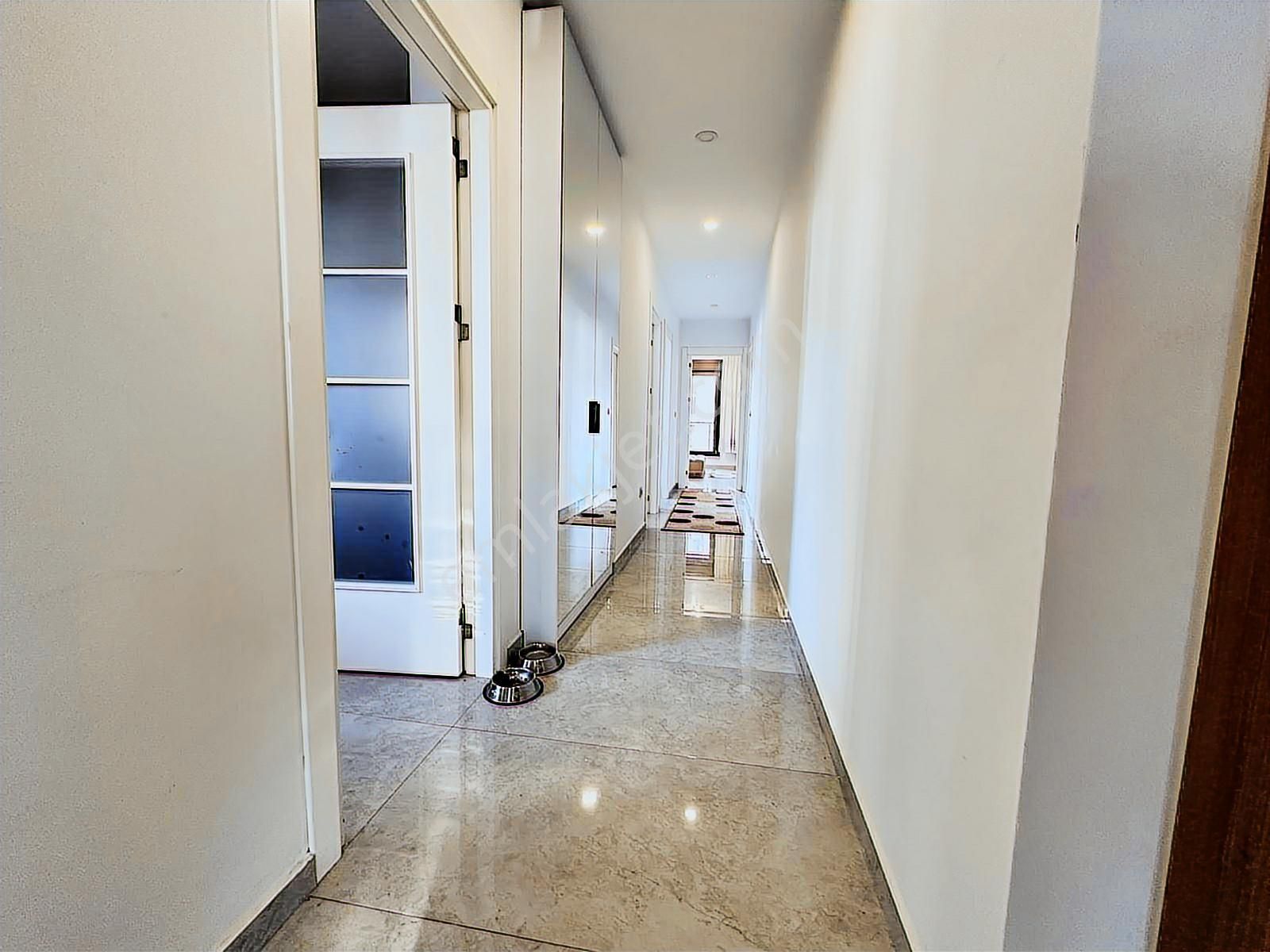 Utkudan Suadiyede Kavisli Sokakta 125 M2 Satılık 3+1 Daire - Görsel 2