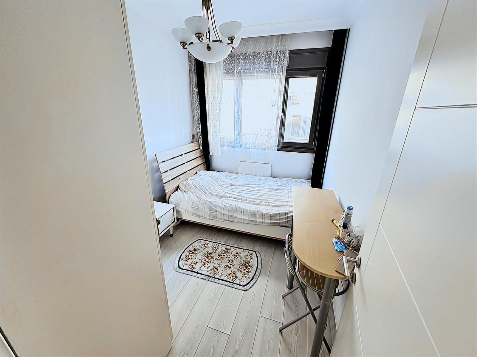 Utkudan Suadiyede Kavisli Sokakta 125 M2 Satılık 3+1 Daire - Görsel 15