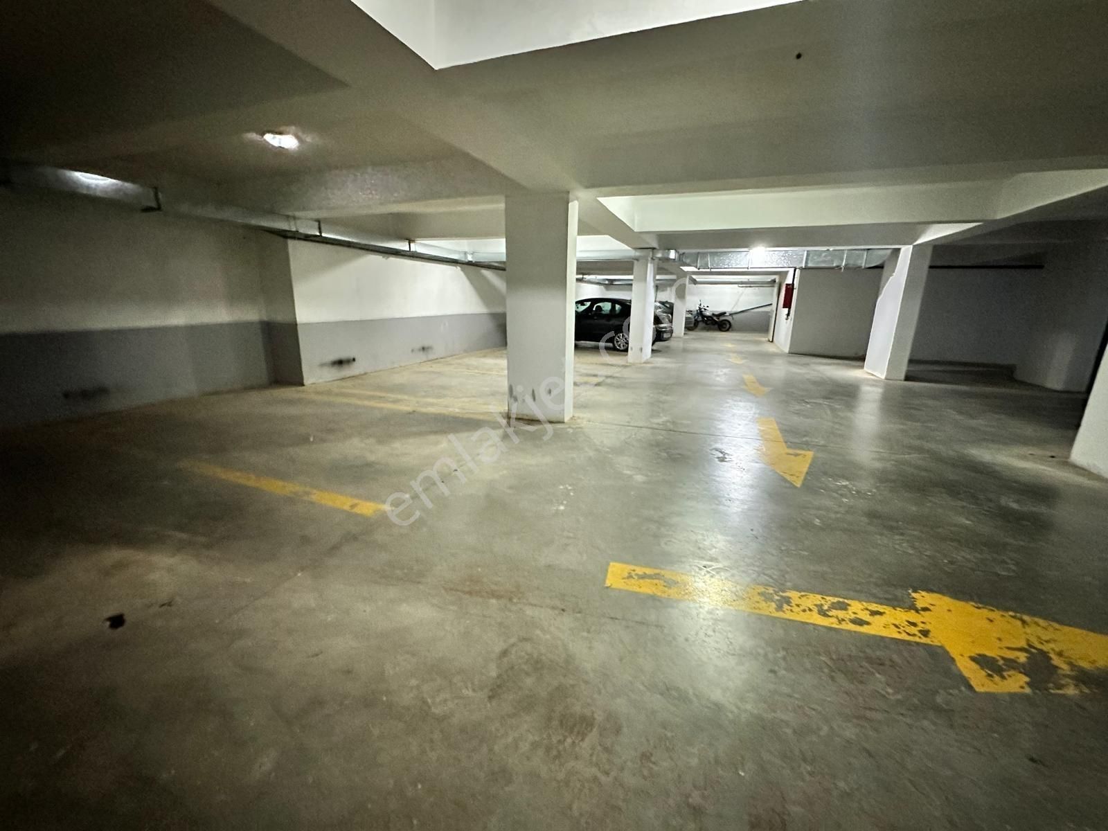 Utkudan Suadiyede Kavisli Sokakta 125 M2 Satılık 3+1 Daire - Görsel 20