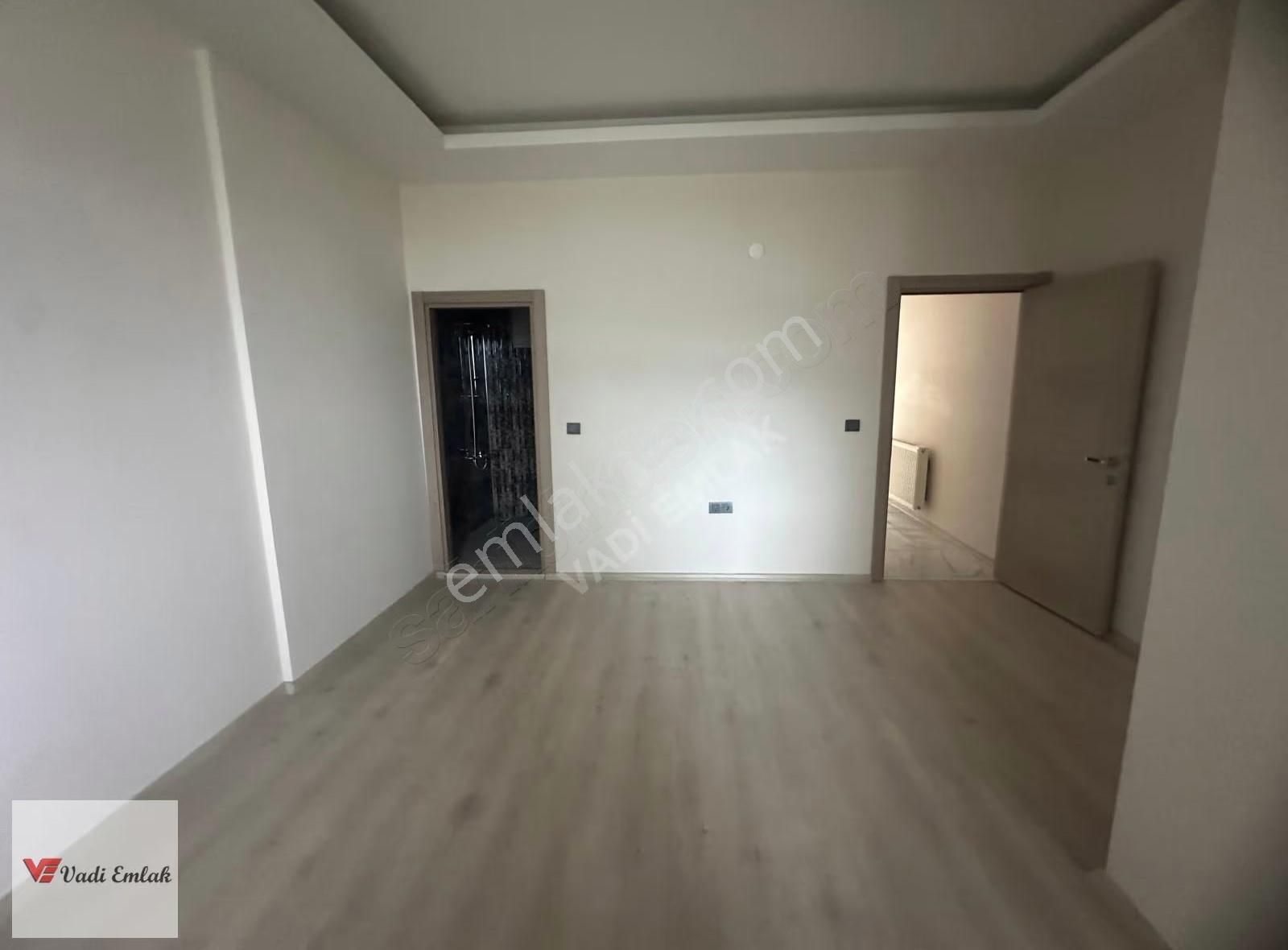 Vadi Emlaktan Altıyüzevler Mahallesinde 3+1 Dubleks 270 M² - Görsel 15