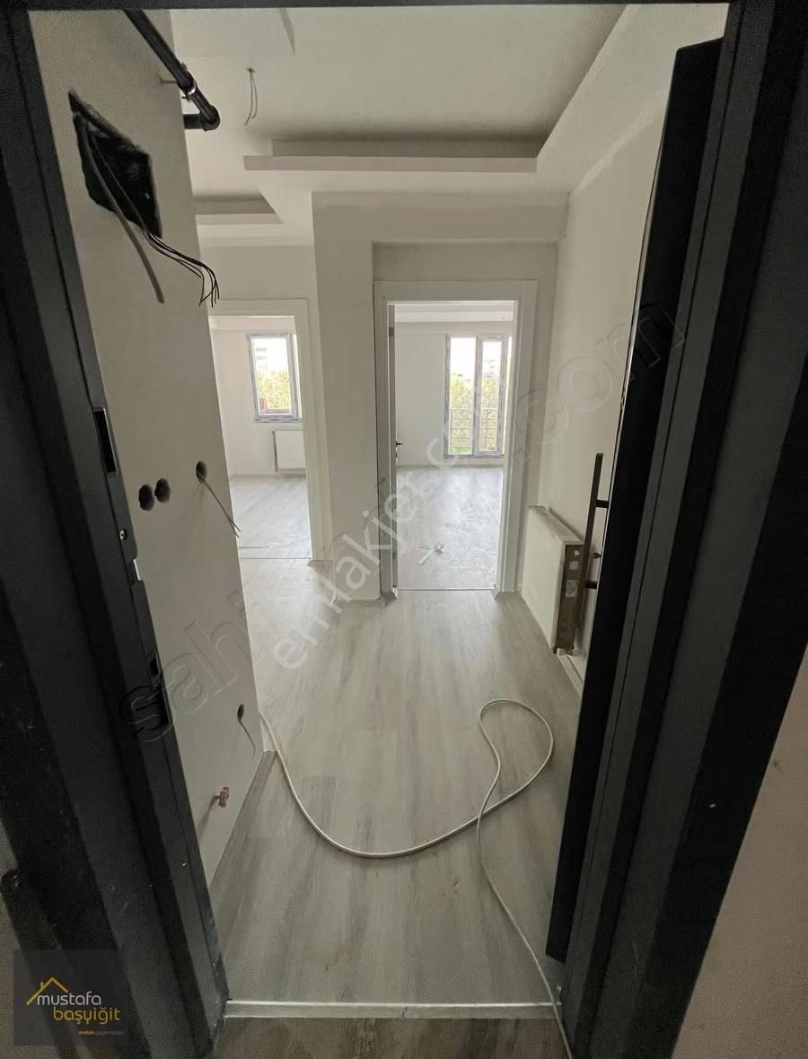 Mustafa Başyiğit Emlaktan Çağlak Parkı Yakını Satılık 2+1 - Görsel 7