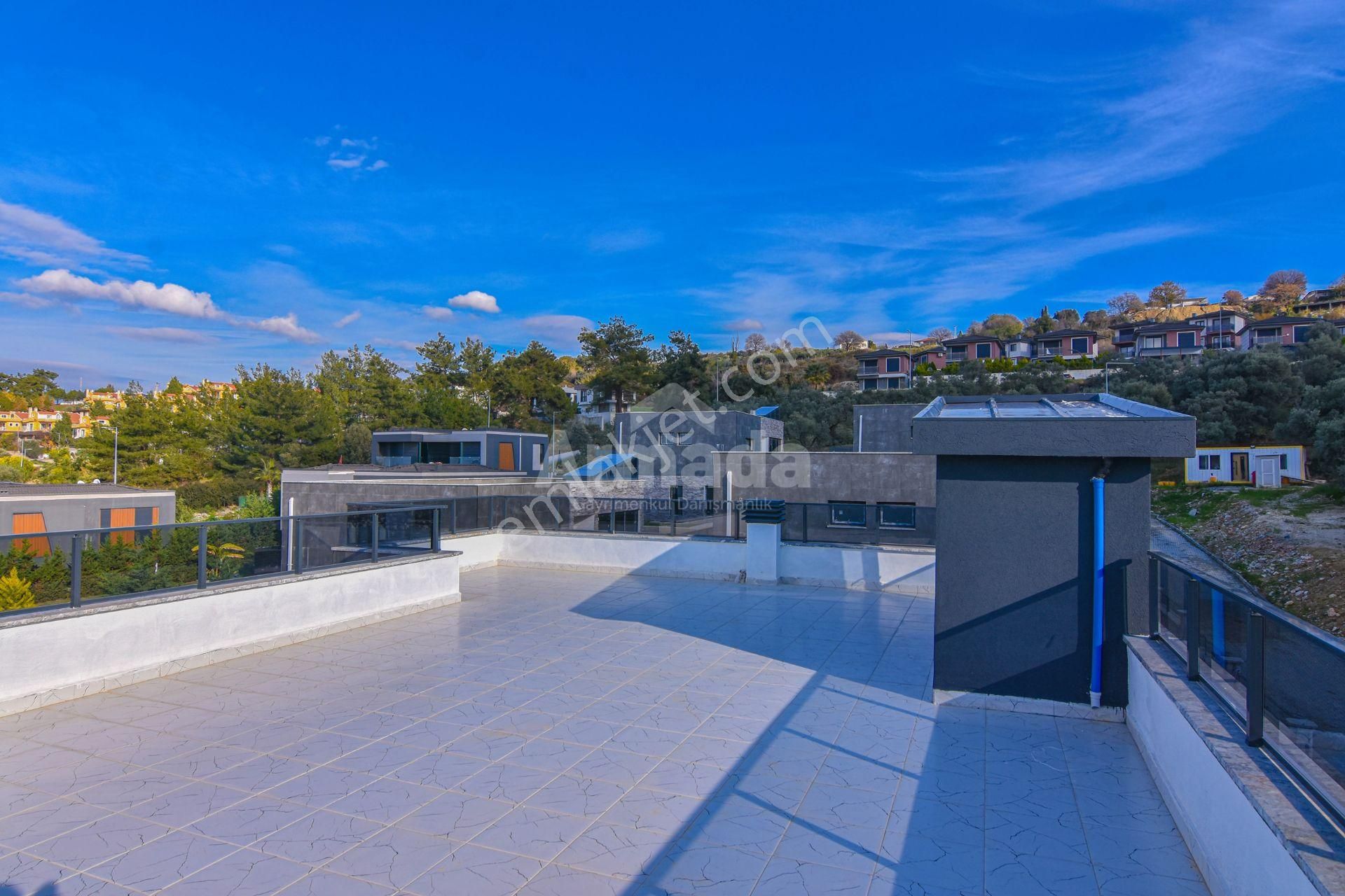 Kuşadası Soğucak'ta Tek Müstakil Satılık 6+1 Sıfır Lüks Villa - Görsel 27