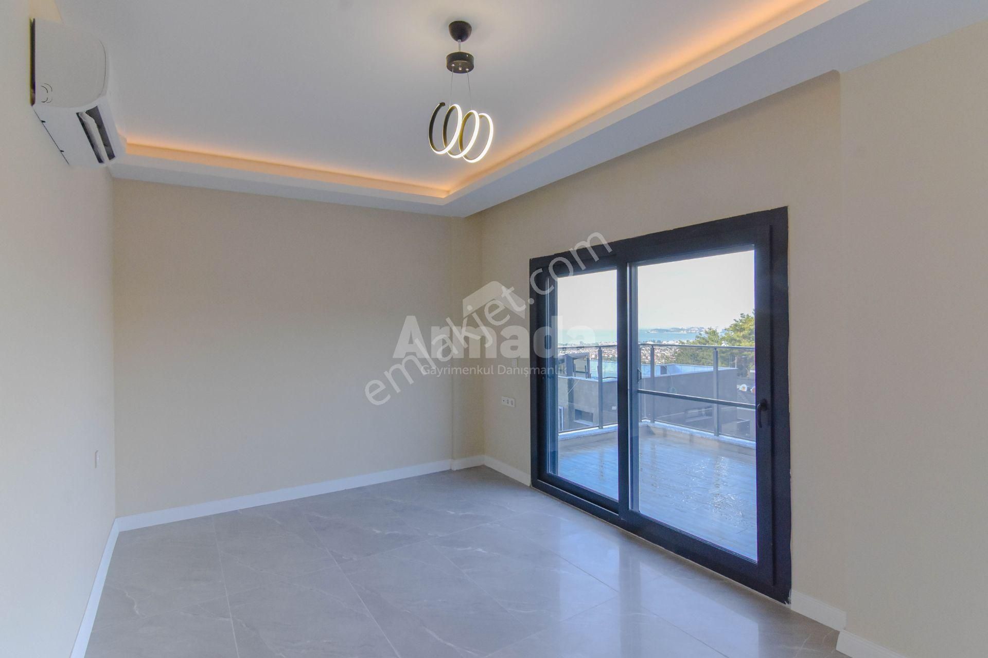 Kuşadası Soğucak'ta Tek Müstakil Satılık 6+1 Sıfır Lüks Villa - Görsel 20