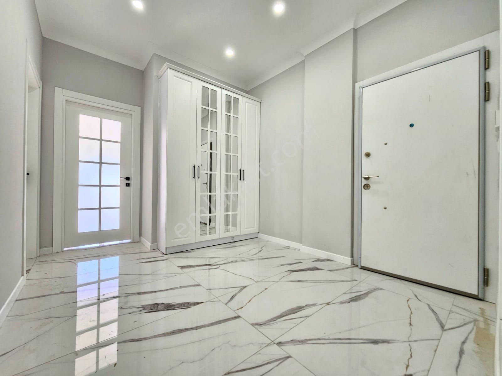 ▶ ▶akçay Körfez'den Altınkum'da Ön Cephe Ara Kat Sıfır Satılık 2+1 Daire - Görsel 19