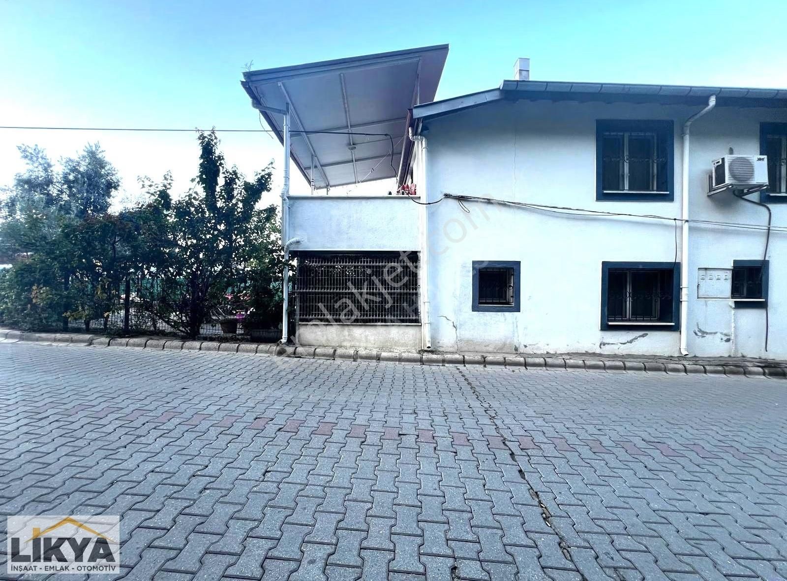 Kesikkapı Mahallesi'nde Merkezi Konumda Müstakil 2+1 Ev - Görsel 12