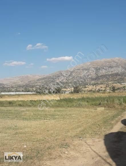 Seydikemer Bekçilerde 3525m2 Satılık Köşe Parsel Tarla