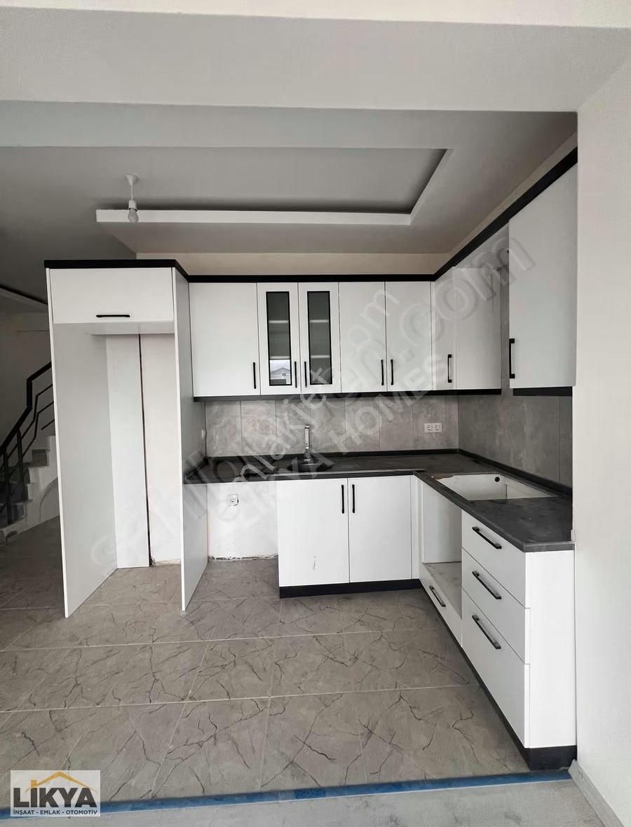 Seydikemer Menekşe Mahallesi'nde 3+1 Dubleks Sıfır Daire - Görsel 8