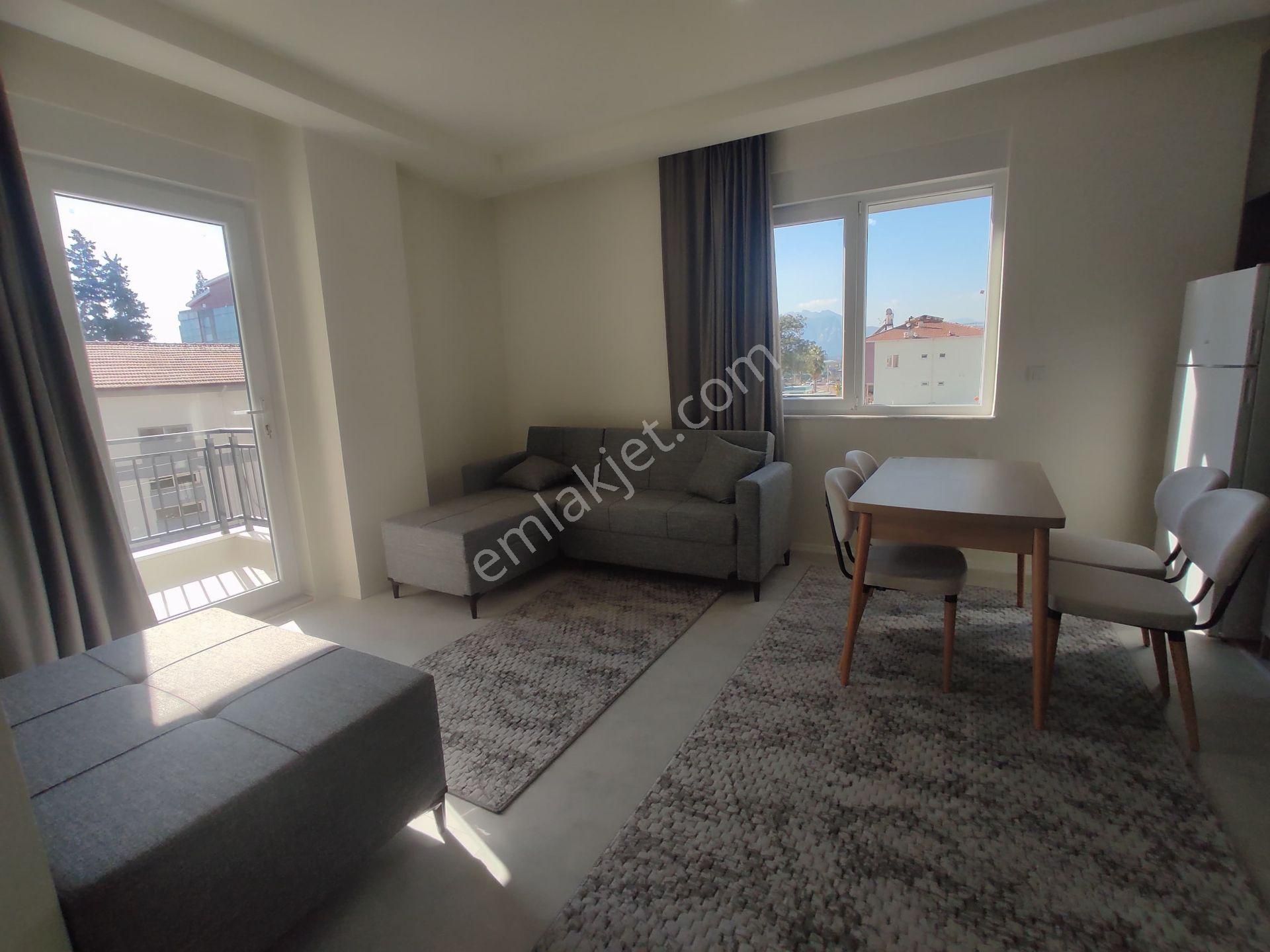 Nuray Ayhan'dan Yeniköy Merkezde 1+1 Eşyalı Kiralık Daire - Görsel 15