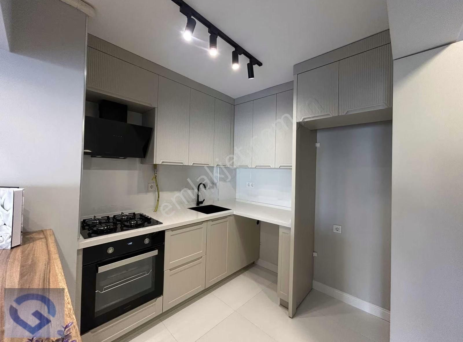 Güvenci'den Bostanlı Merkezde,3+1,120 M²,ara Kat,satılık Daire - Görsel 12