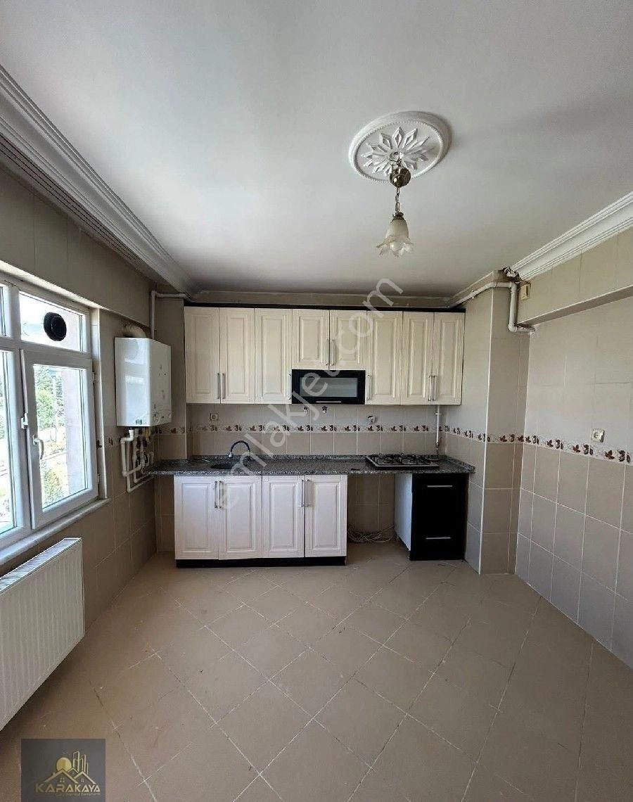 Karakaya Emlak'tan Kiralık Kurtuluş Mah.3+1 Masrafsız Daire