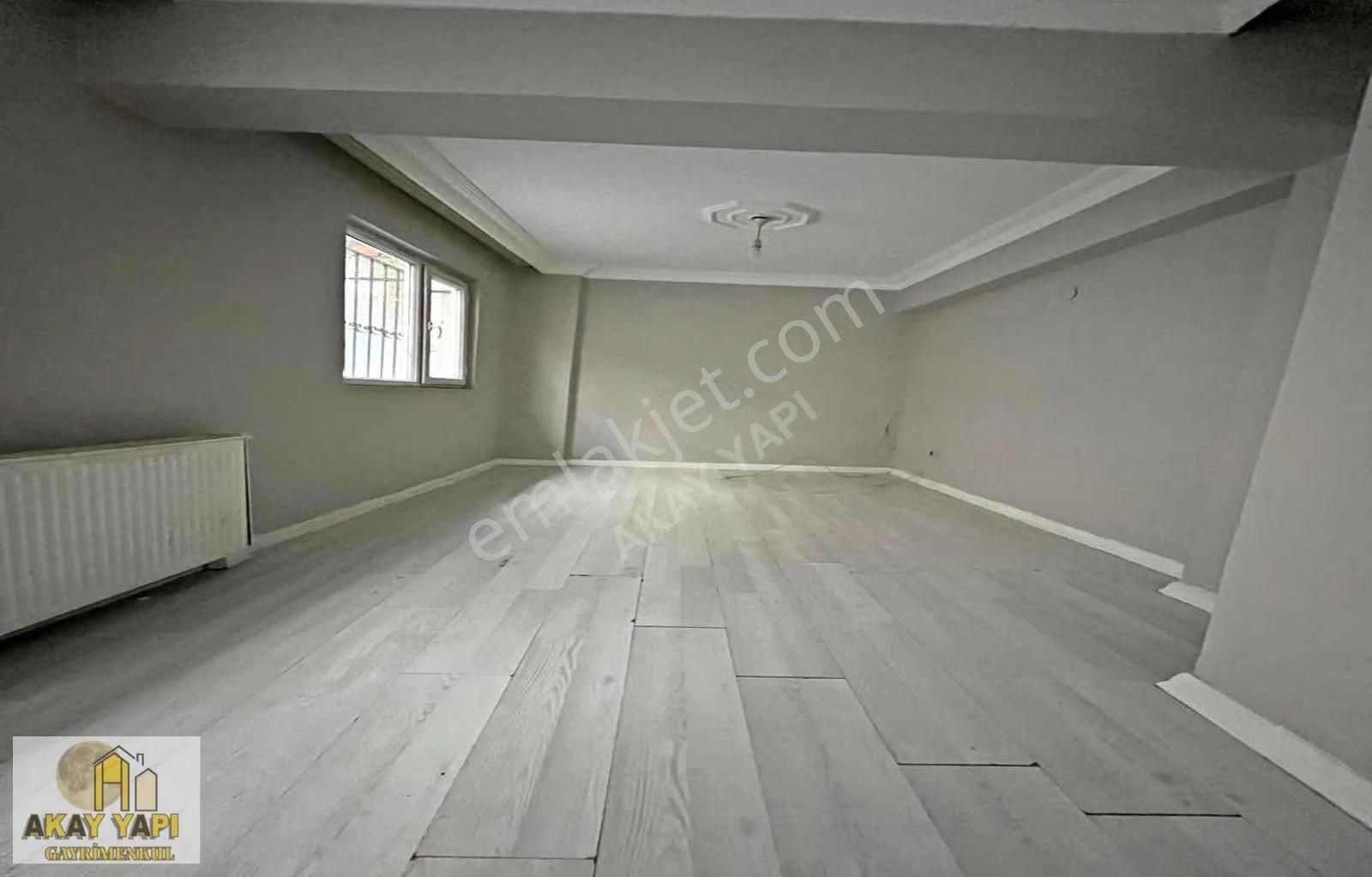 Esenyurt Mehterçeşme'de Kapalı Mutfak 1+1 Satılık Bahçe Katı