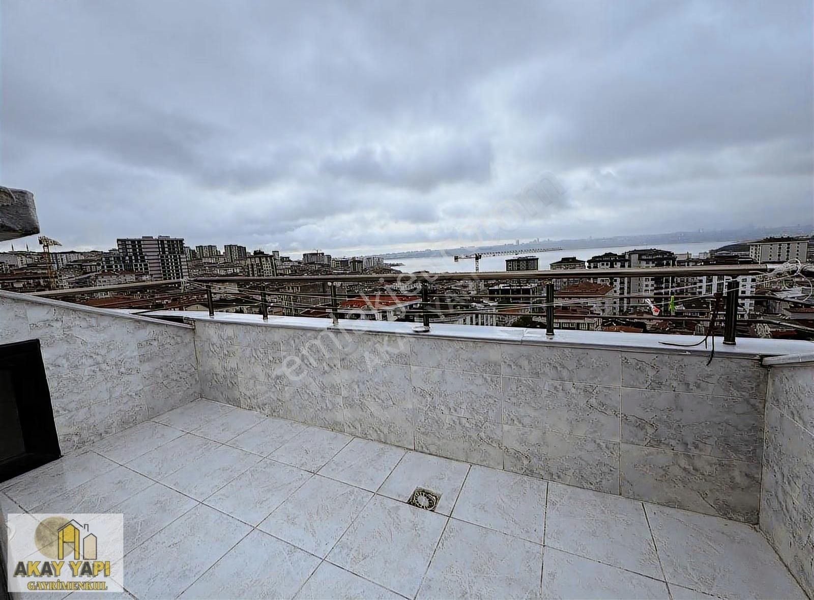 Akay Yapı'dan Göl Manzaralı Sıfır'a Yakın 4+2 Dubleks - Görsel 23