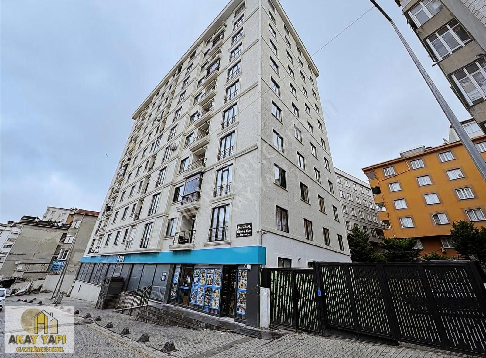 Akay Yapı'dan Göl Manzaralı Sıfır'a Yakın 4+2 Dubleks